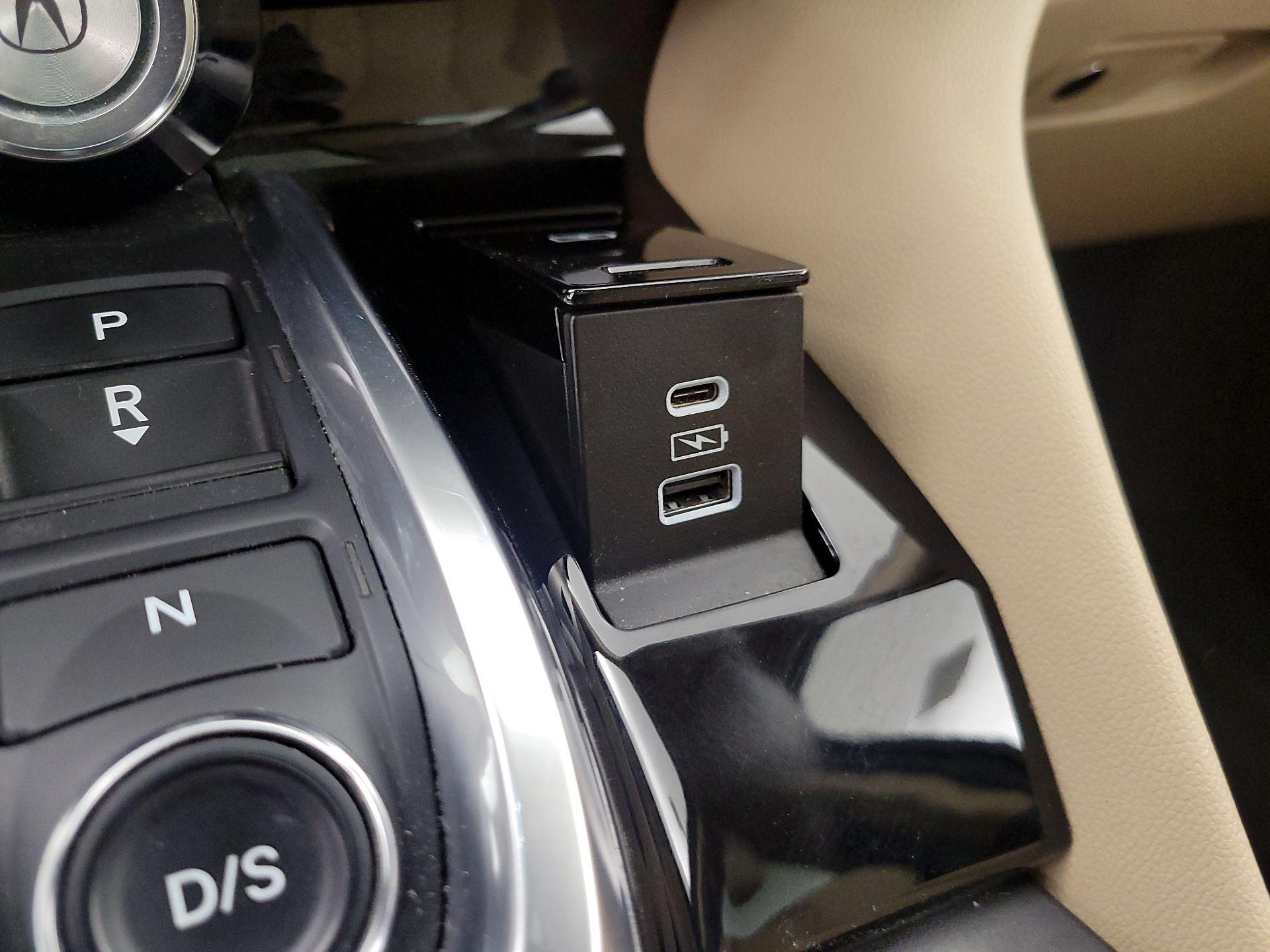 Thumbnail: 2023 Acura MDX - 18