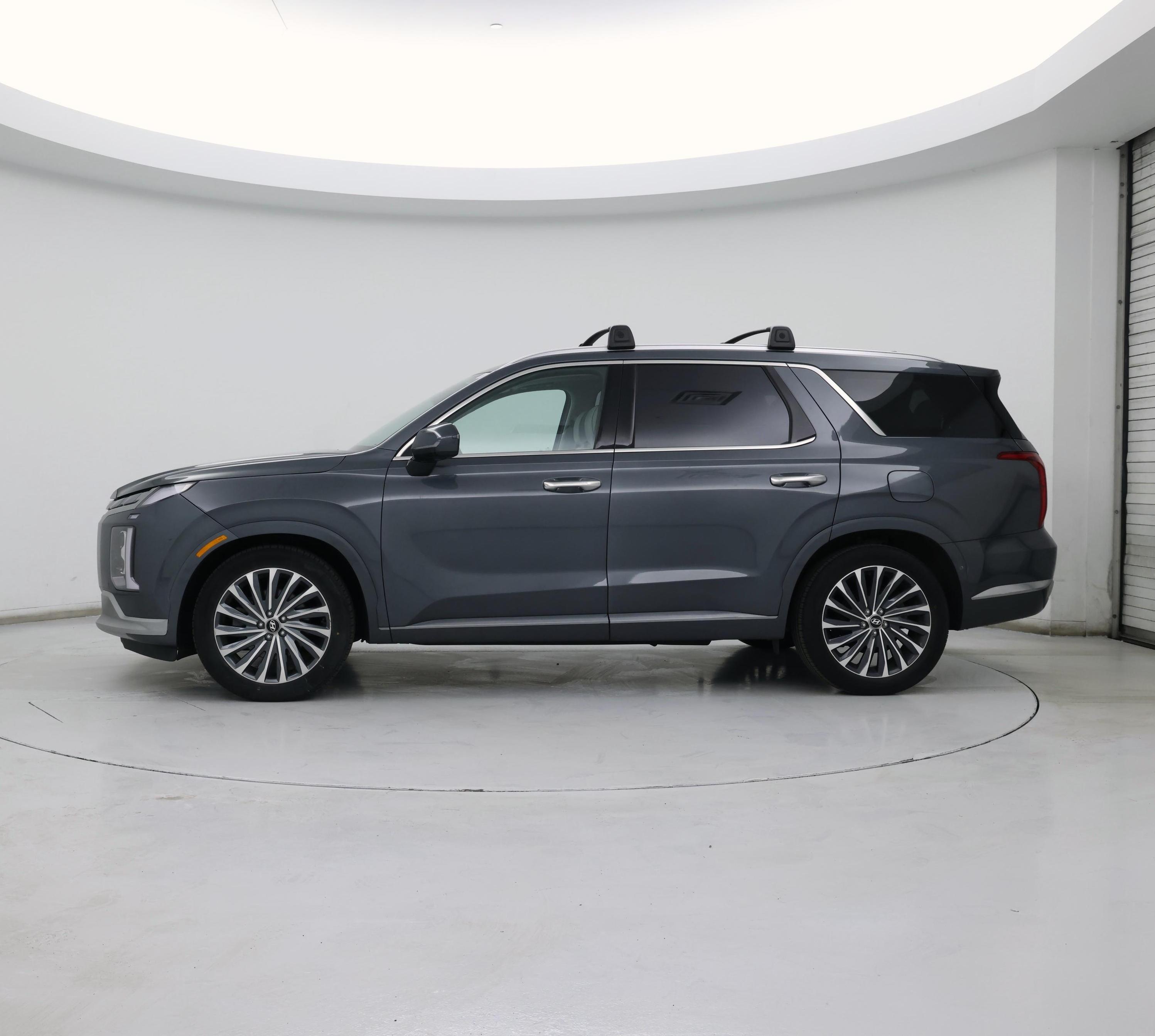 Thumbnail: 2023 Hyundai Palisade - 3