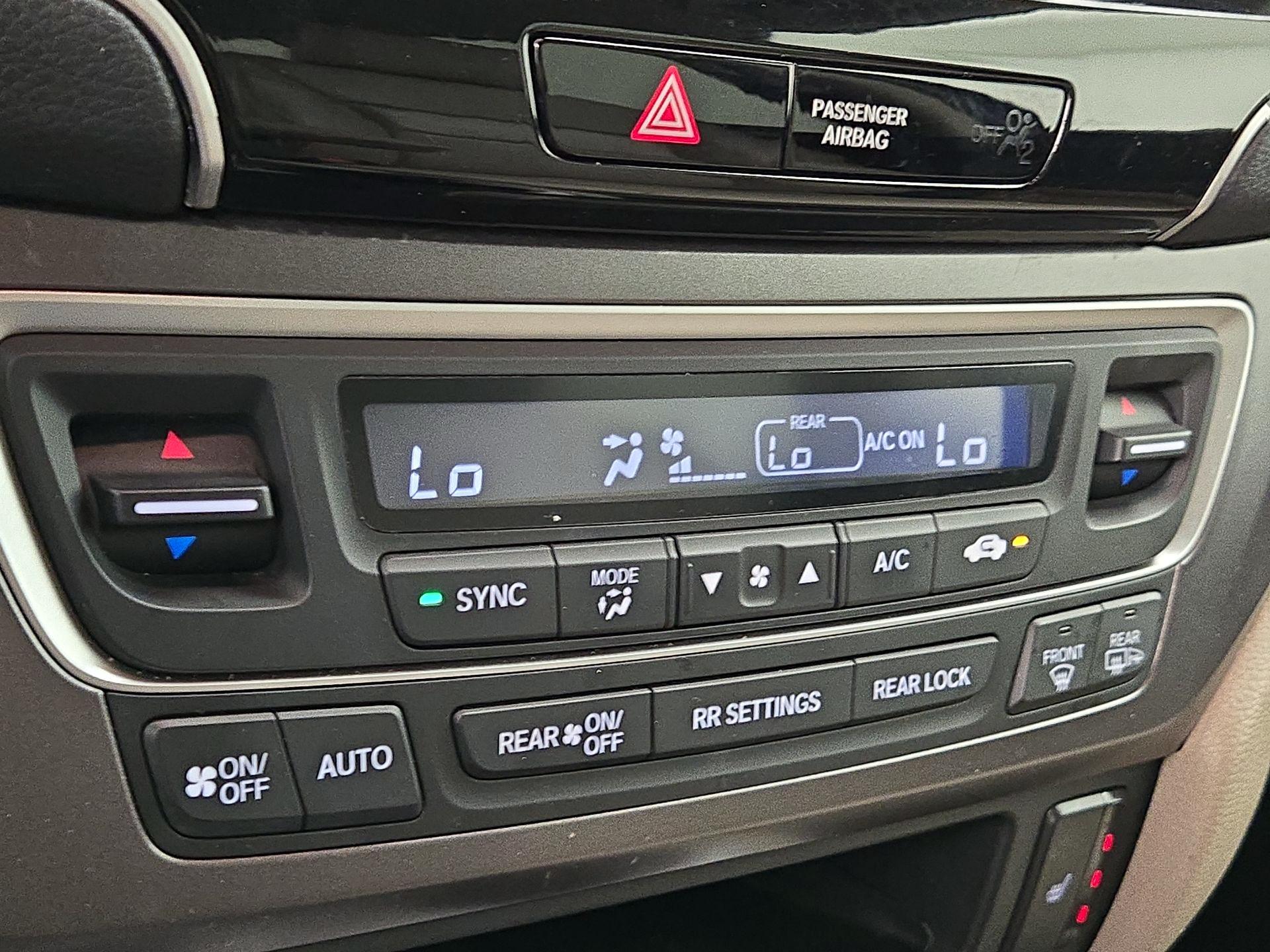 Thumbnail: 2022 Honda Pilot - 16