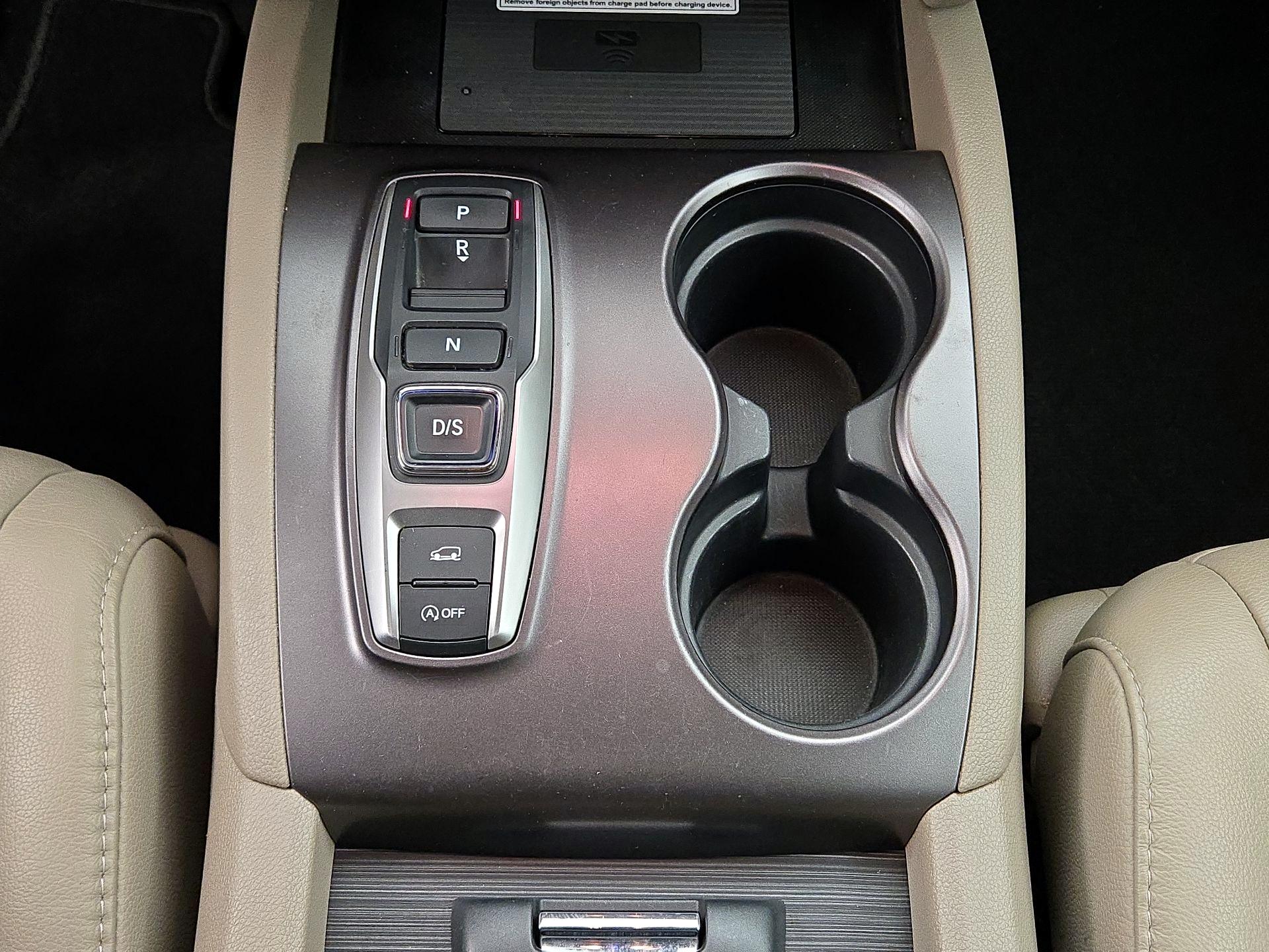 Thumbnail: 2022 Honda Pilot - 17