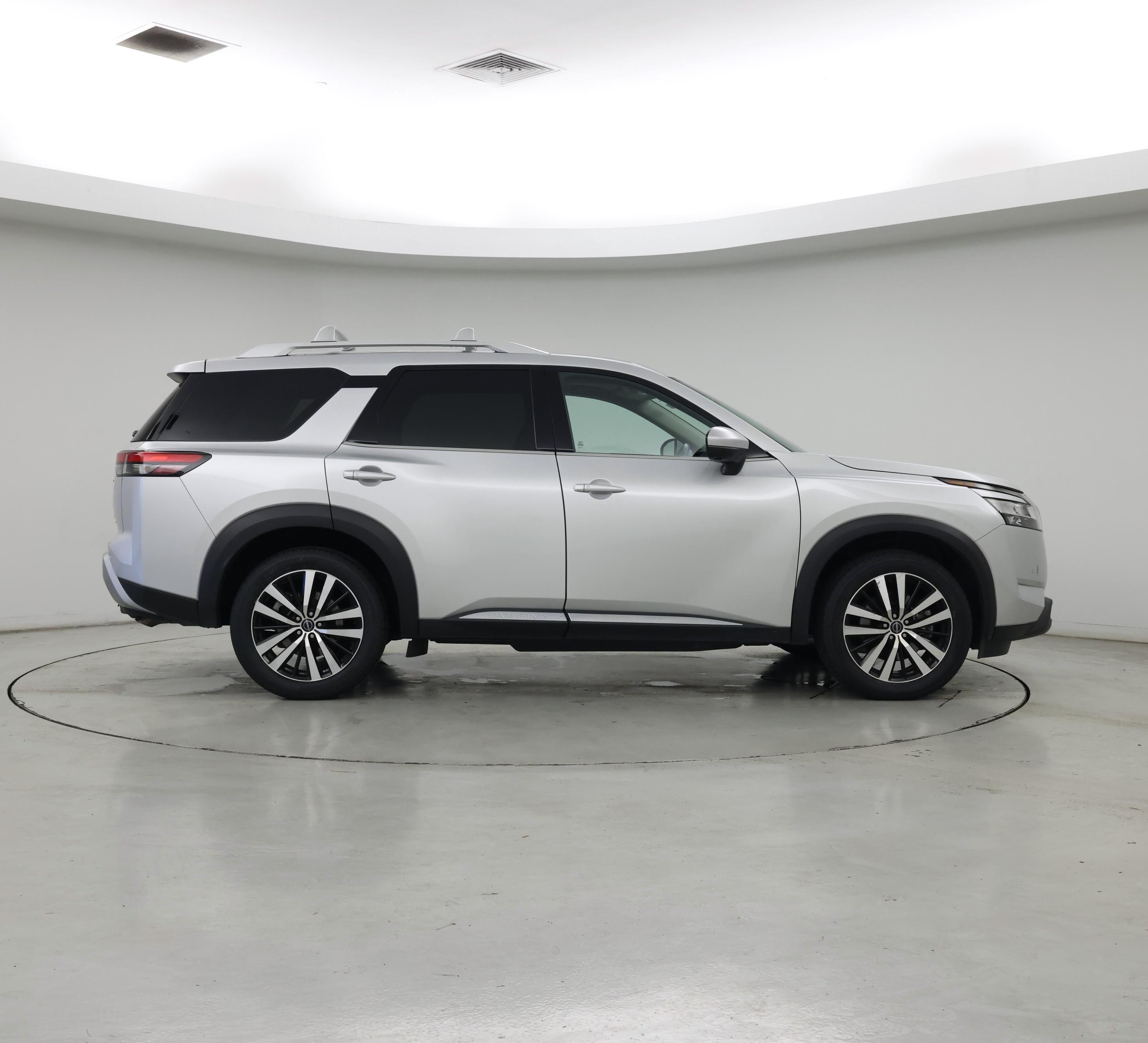 Thumbnail: 2023 Nissan Pathfinder - 7