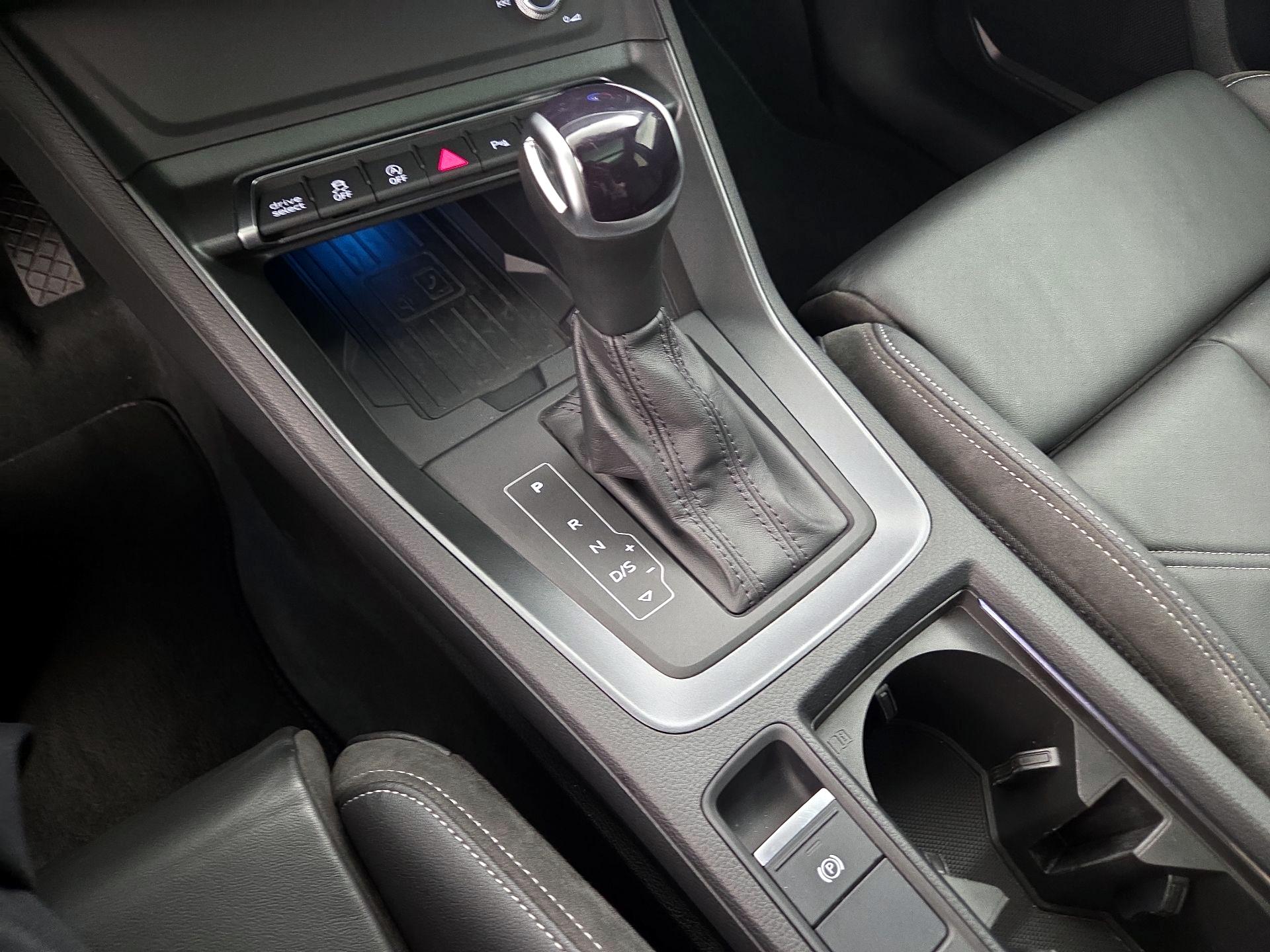 Thumbnail: 2022 Audi Q3 - 17