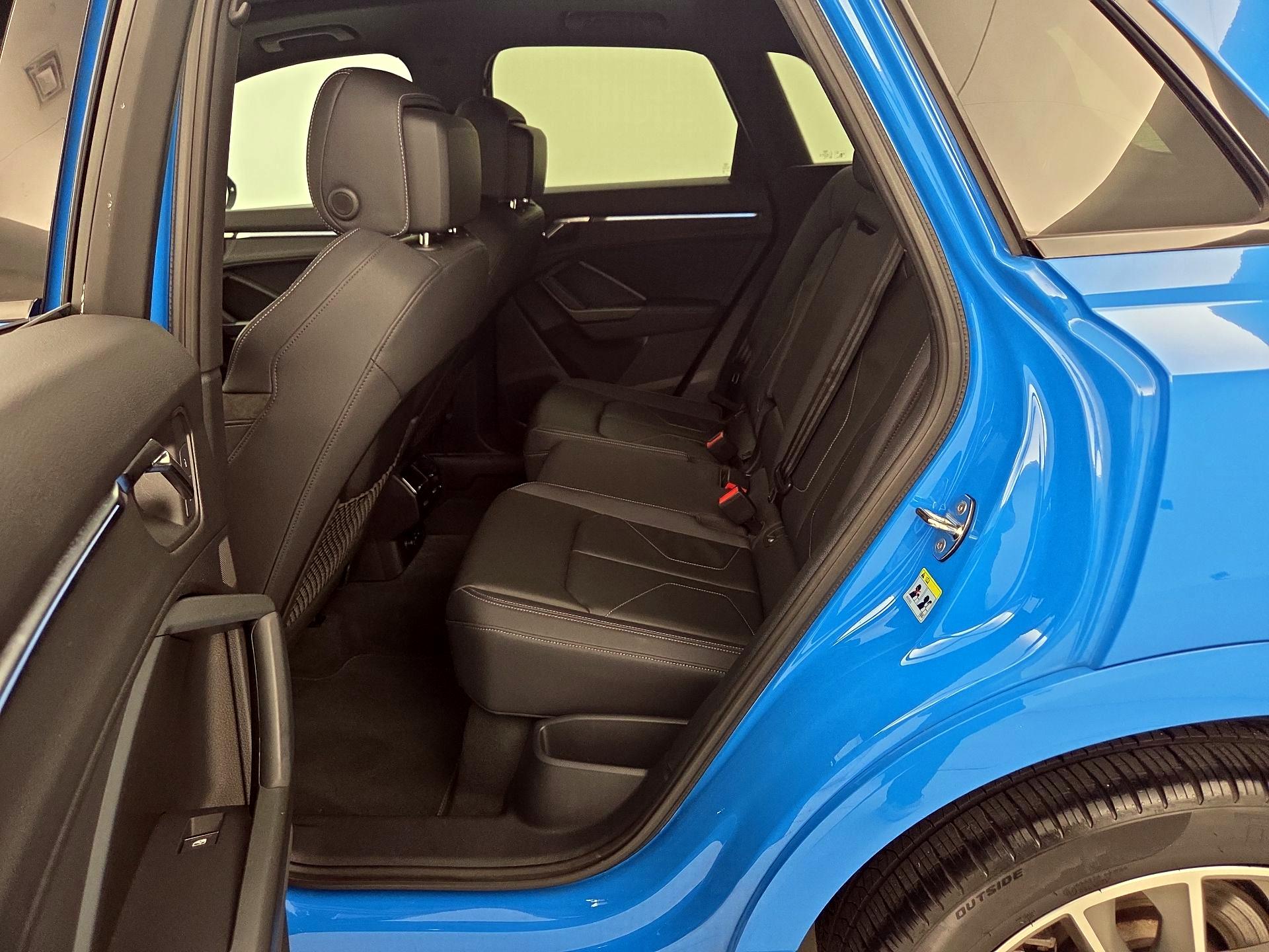 Thumbnail: 2022 Audi Q3 - 20