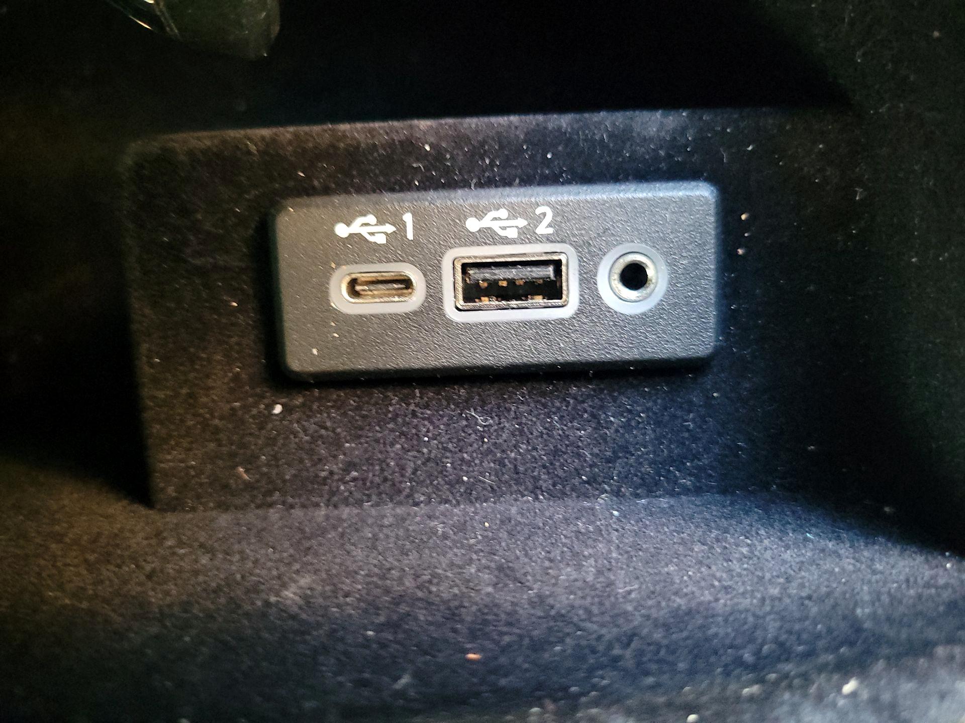 Thumbnail: 2022 INFINITI Q60 - 19