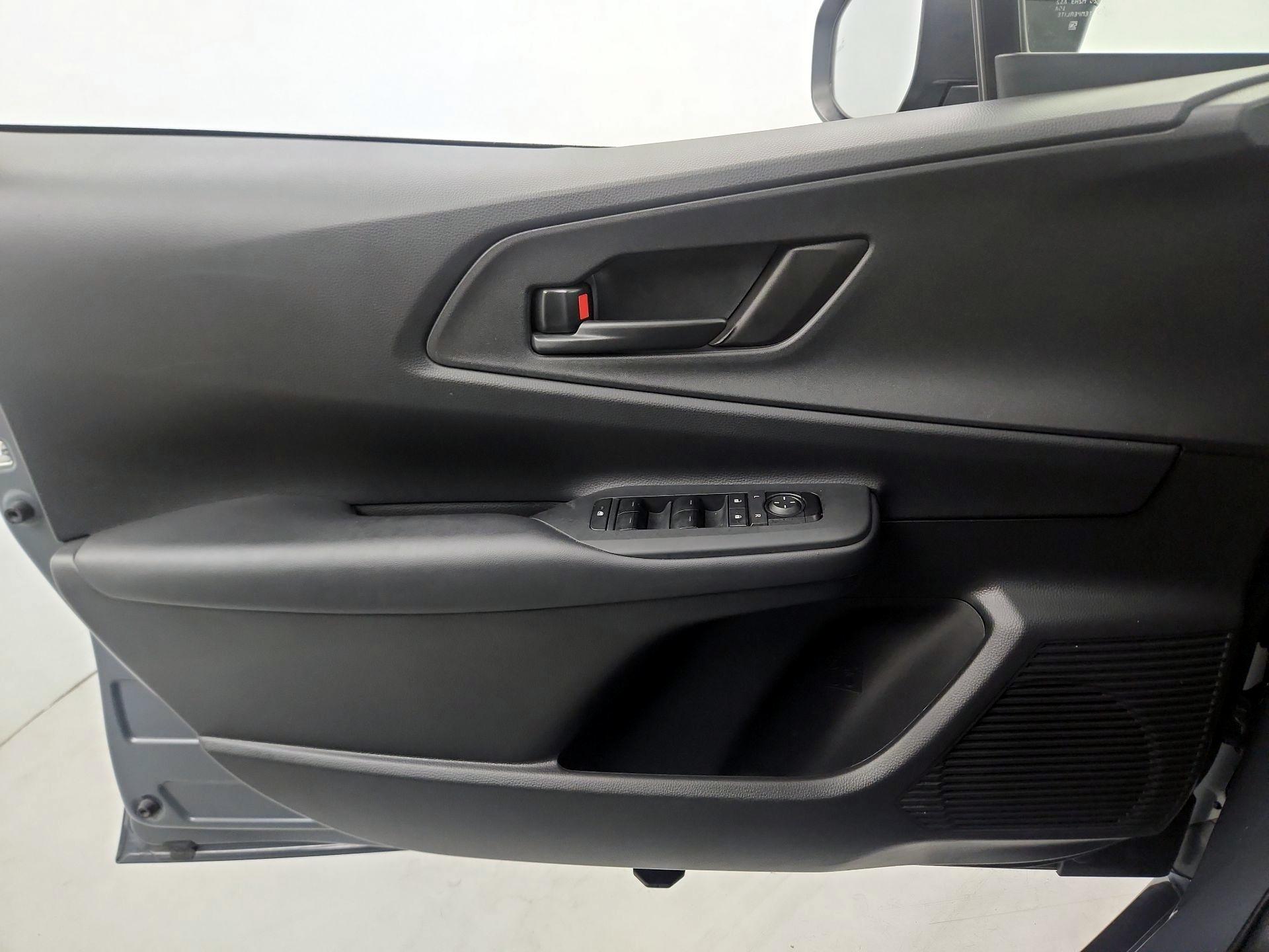 Thumbnail: 2024 Toyota Prius Prime - 10