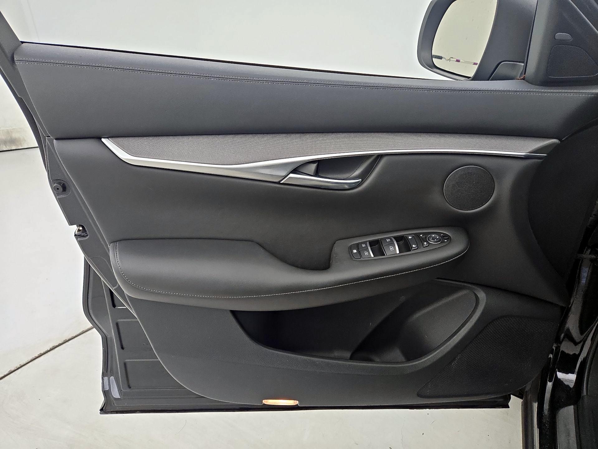 Thumbnail: 2022 INFINITI QX50 - 12