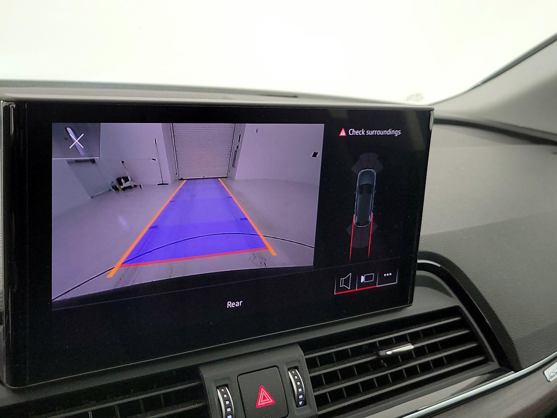 Thumbnail: 2023 Audi Q5 - 14