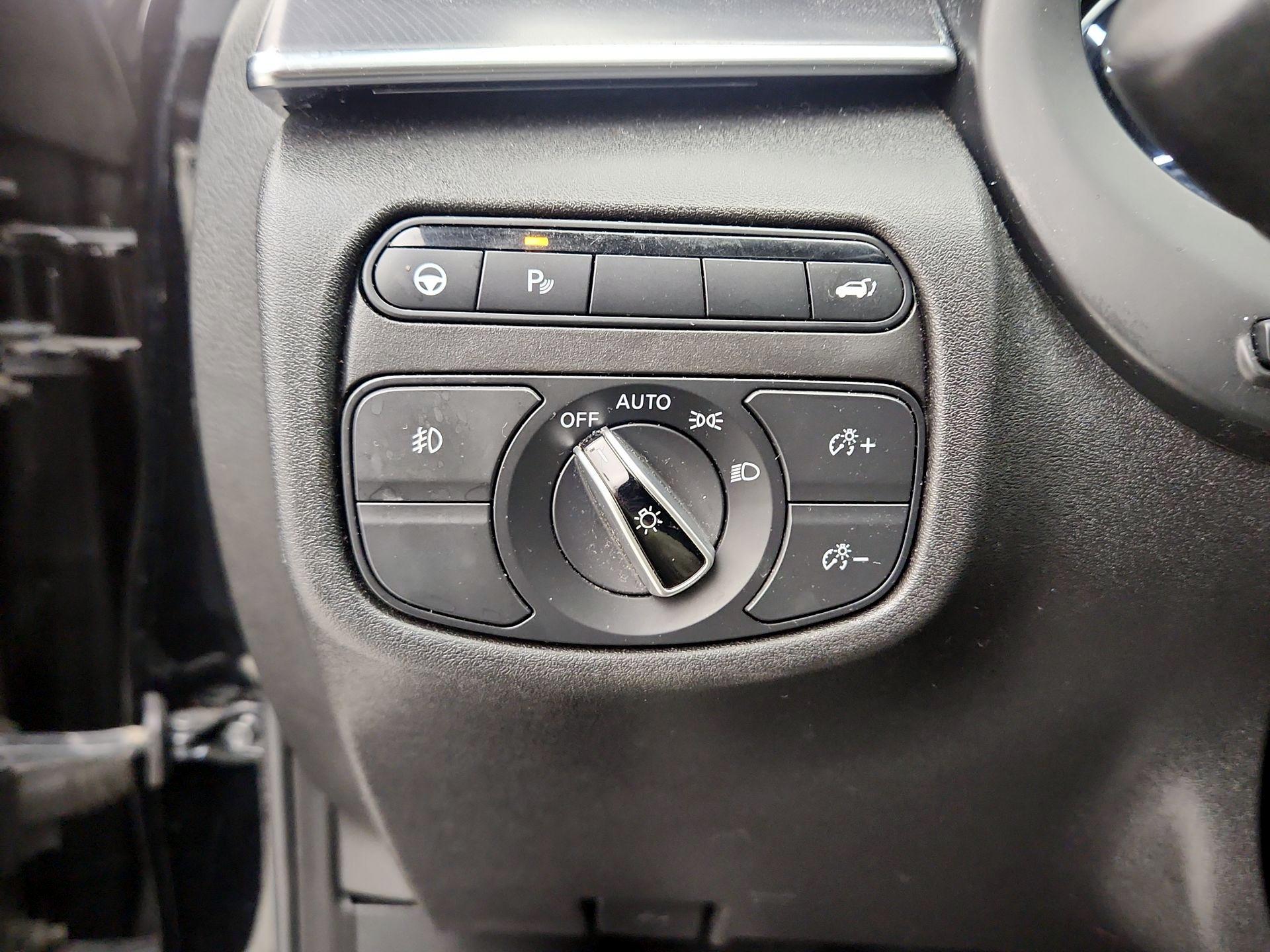 Thumbnail: 2023 INFINITI QX55 - 13