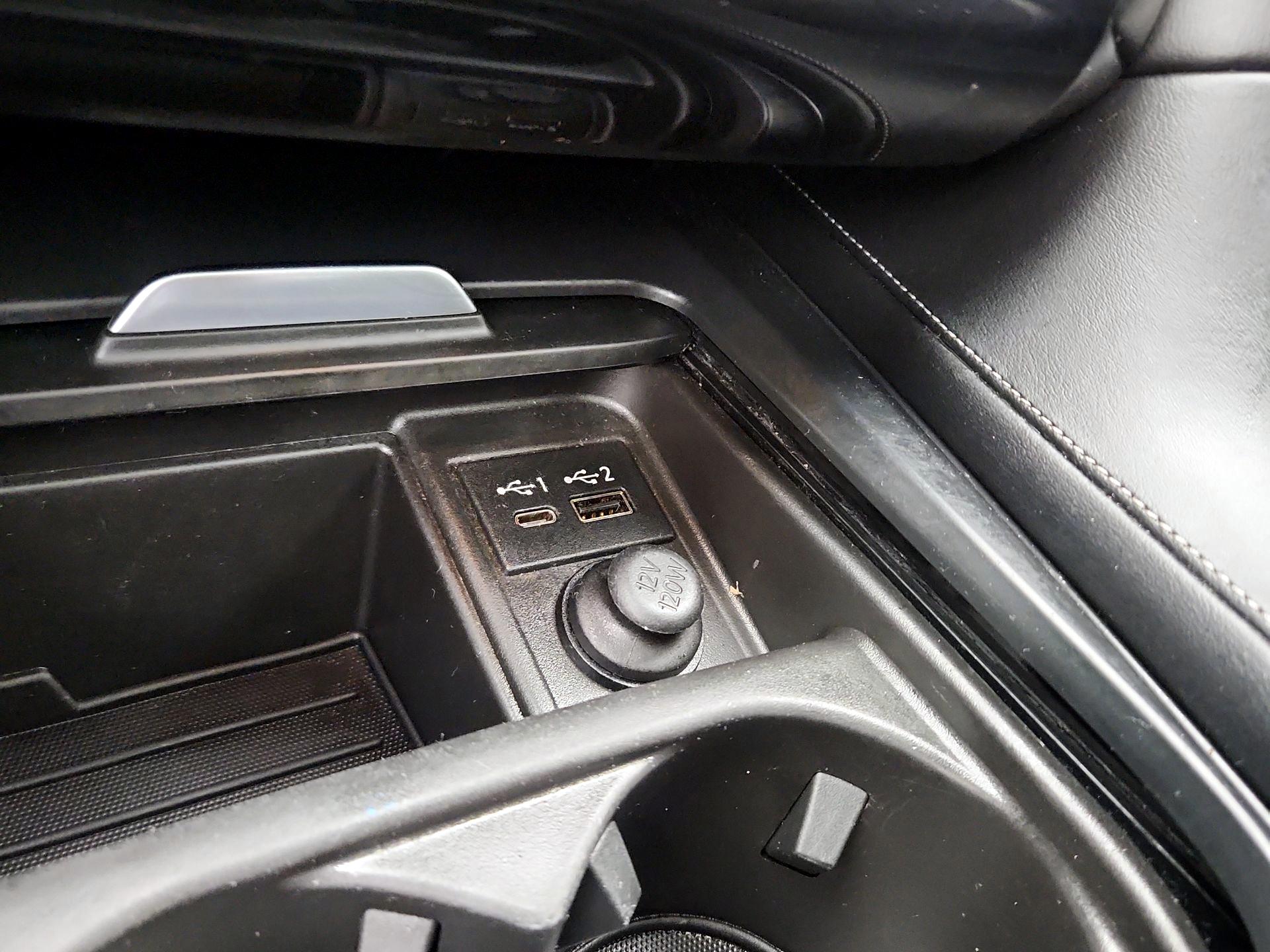 Thumbnail: 2023 INFINITI QX55 - 18