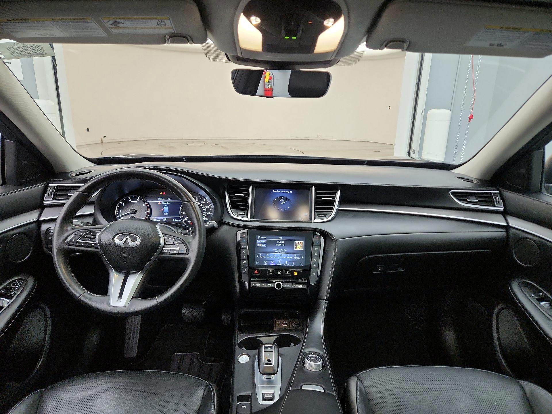 Thumbnail: 2023 INFINITI QX50 - 9