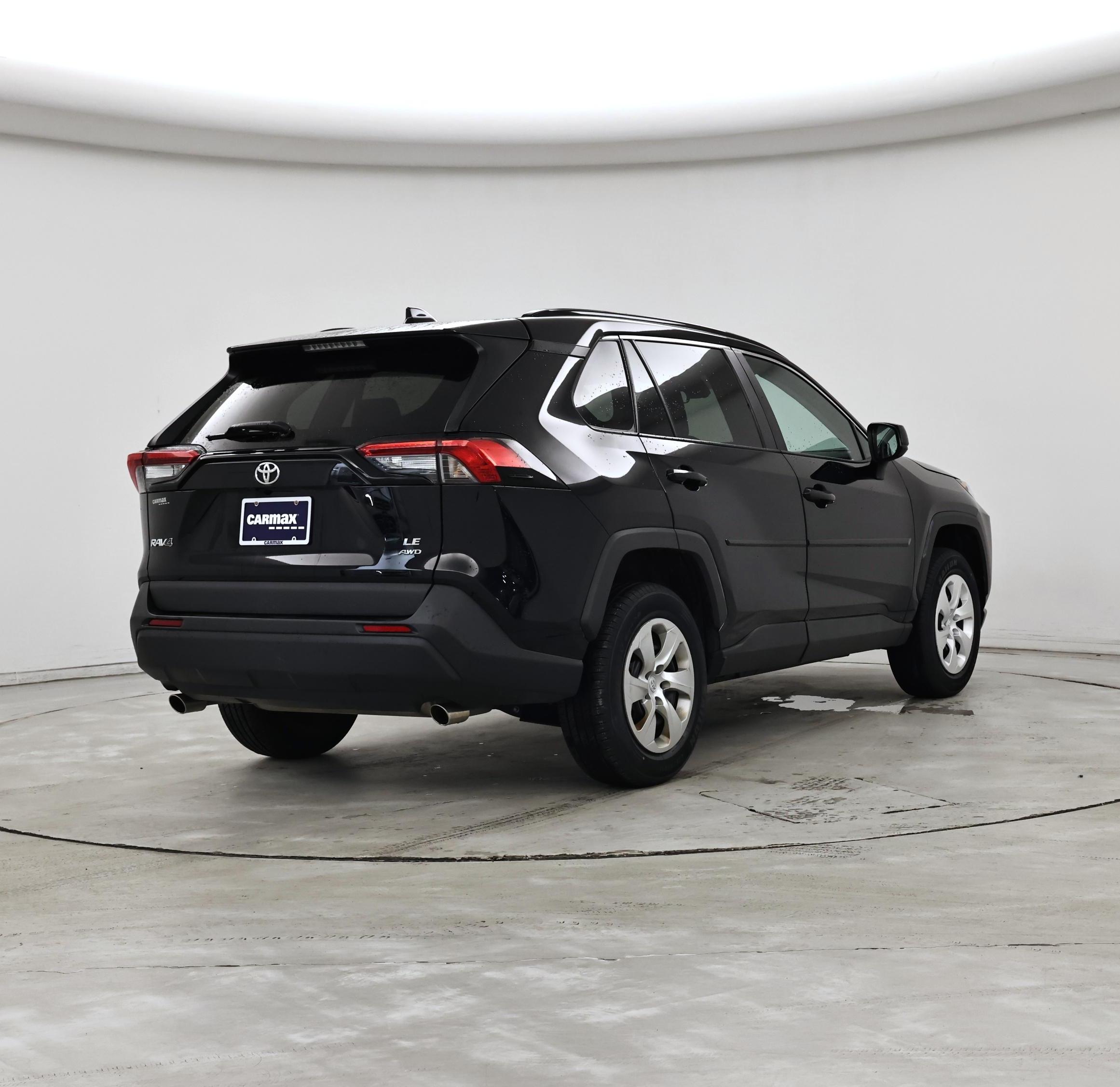 Thumbnail: 2021 Toyota RAV4 - 8