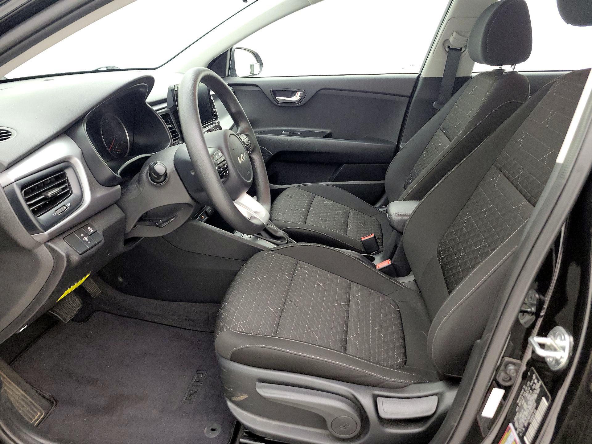 Thumbnail: 2023 Kia Rio - 9