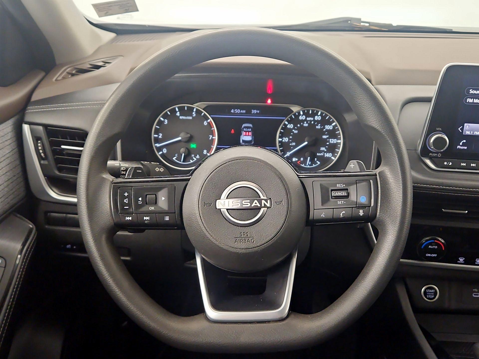 Thumbnail: 2023 Nissan Rogue - 10