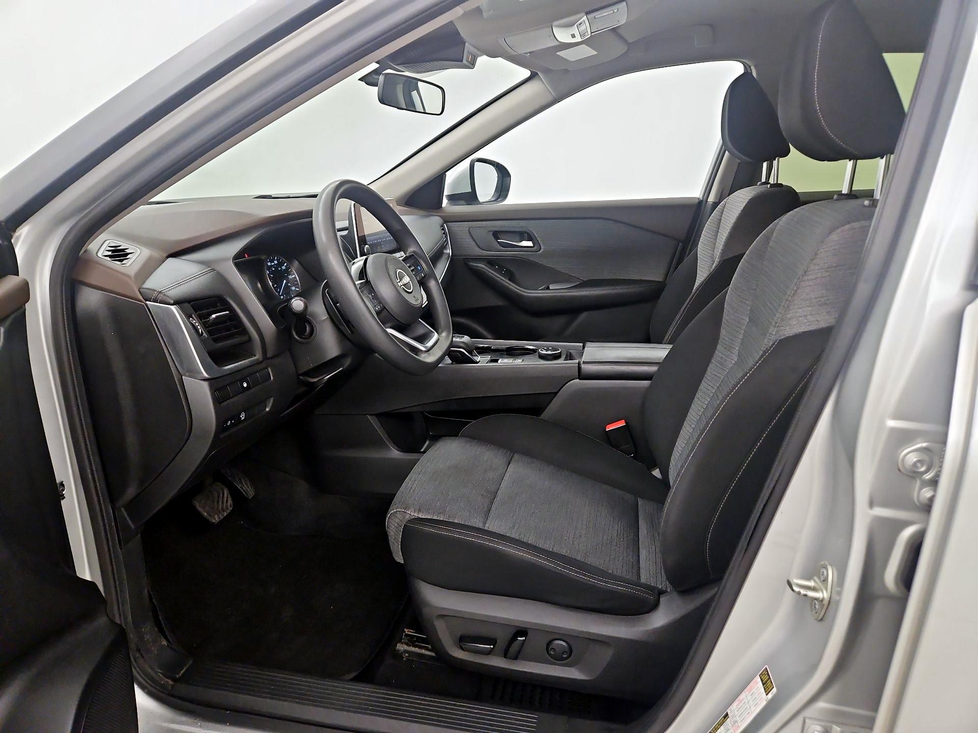 Thumbnail: 2023 Nissan Rogue - 11