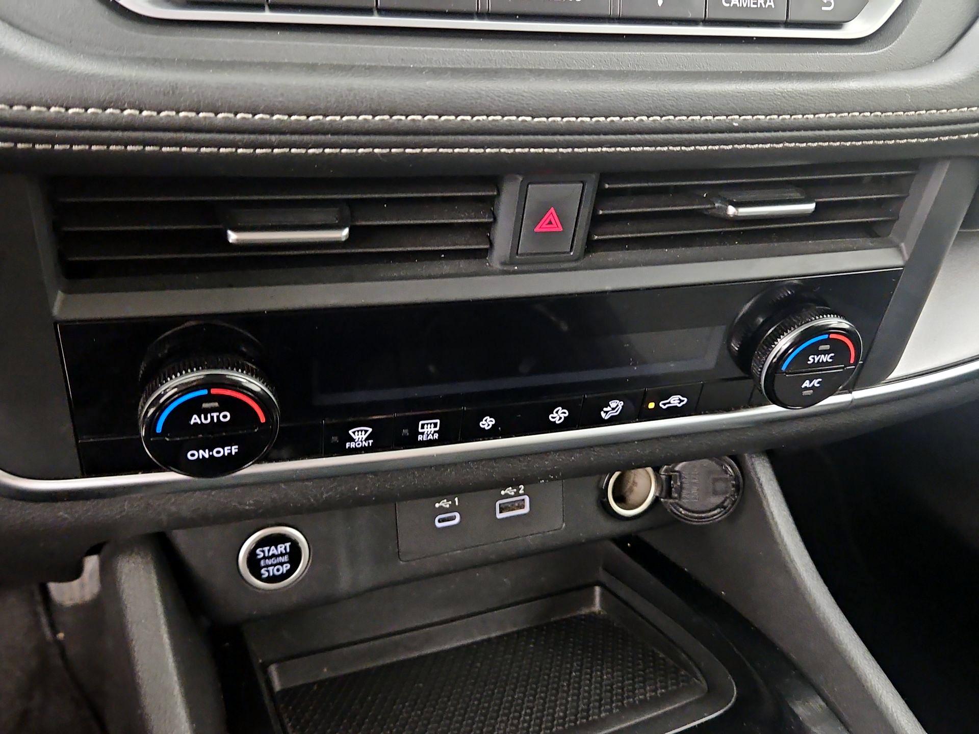 Thumbnail: 2023 Nissan Rogue - 16