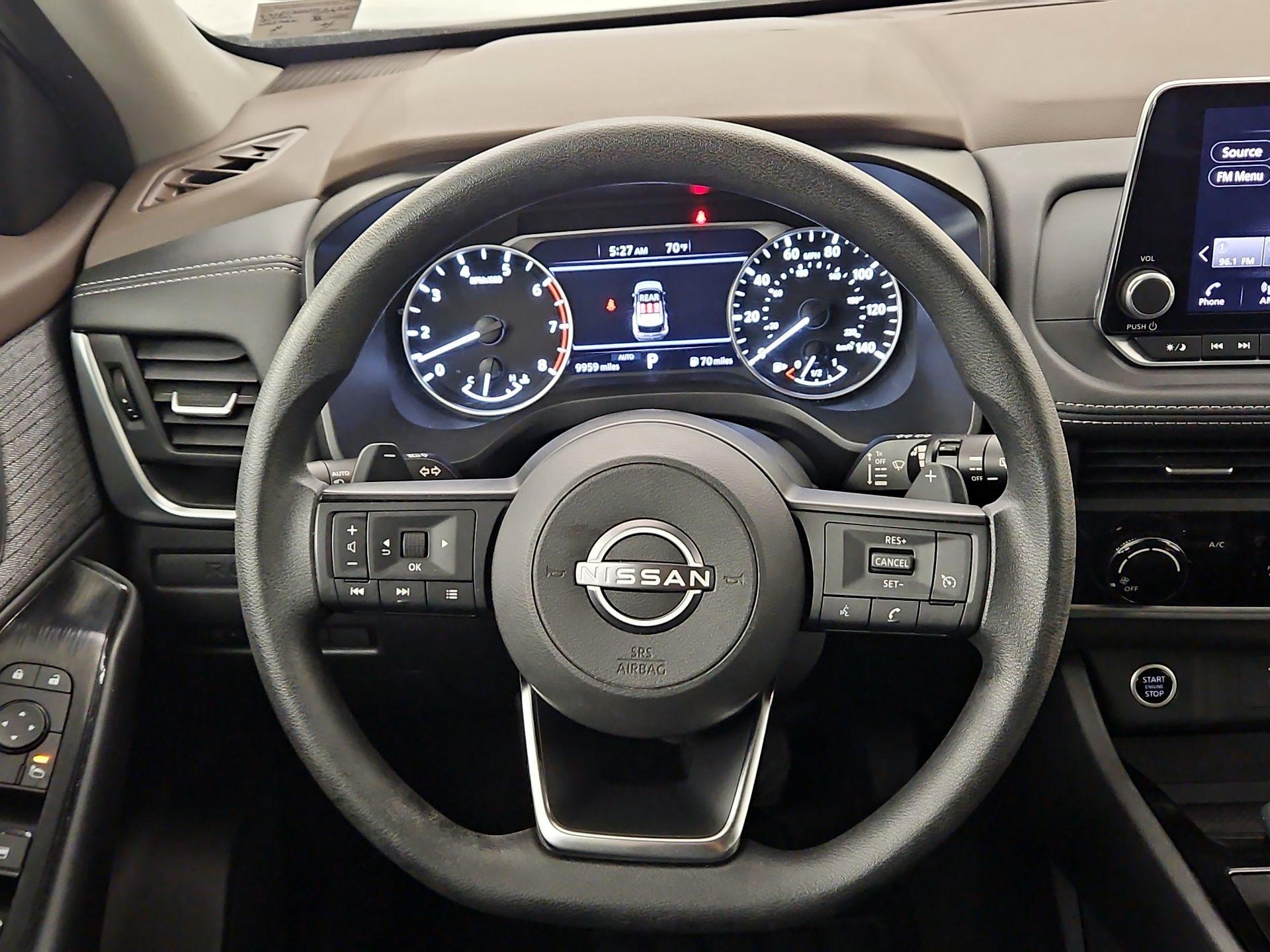 Thumbnail: 2023 Nissan Rogue - 10