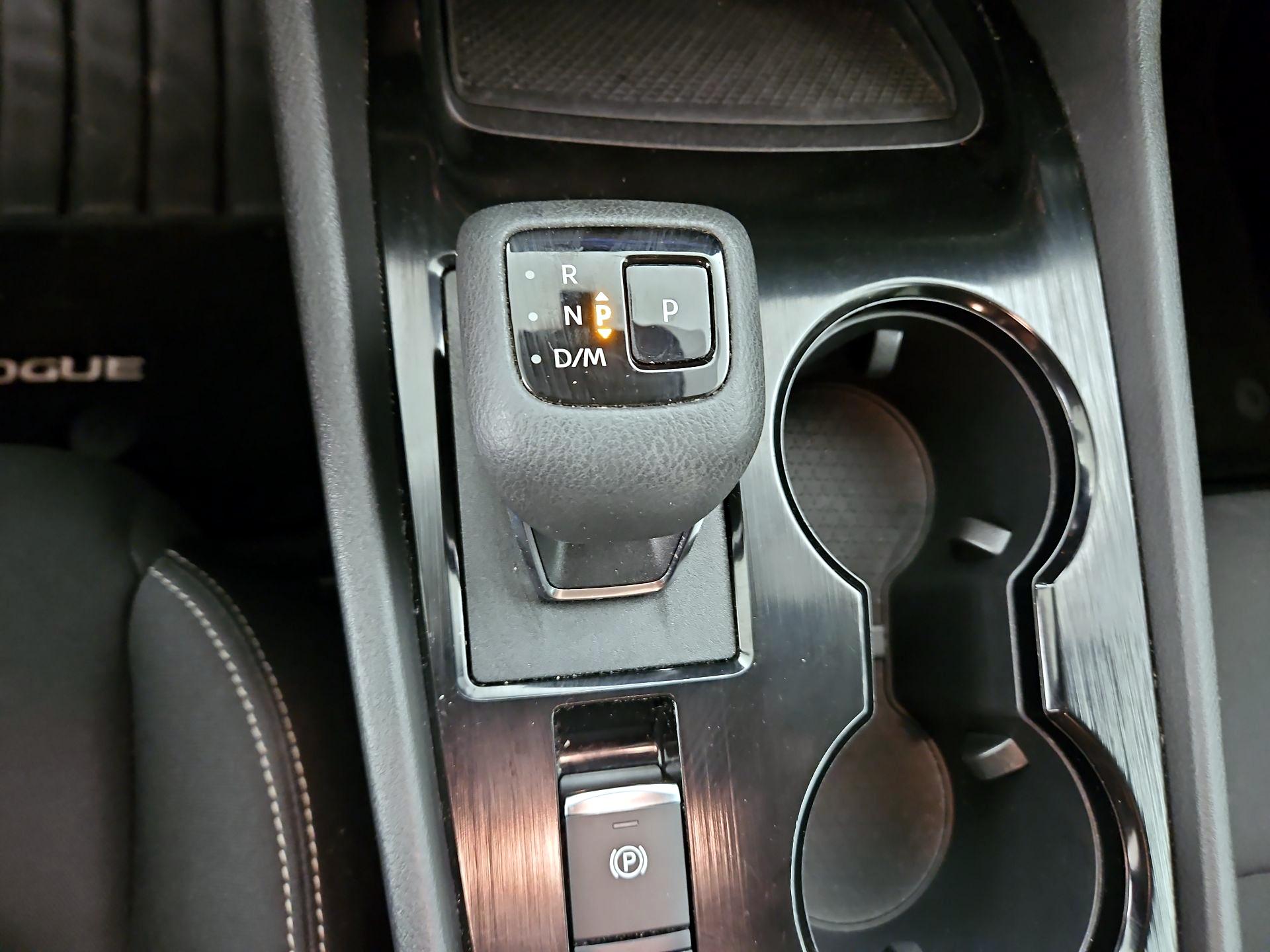 Thumbnail: 2023 Nissan Rogue - 17