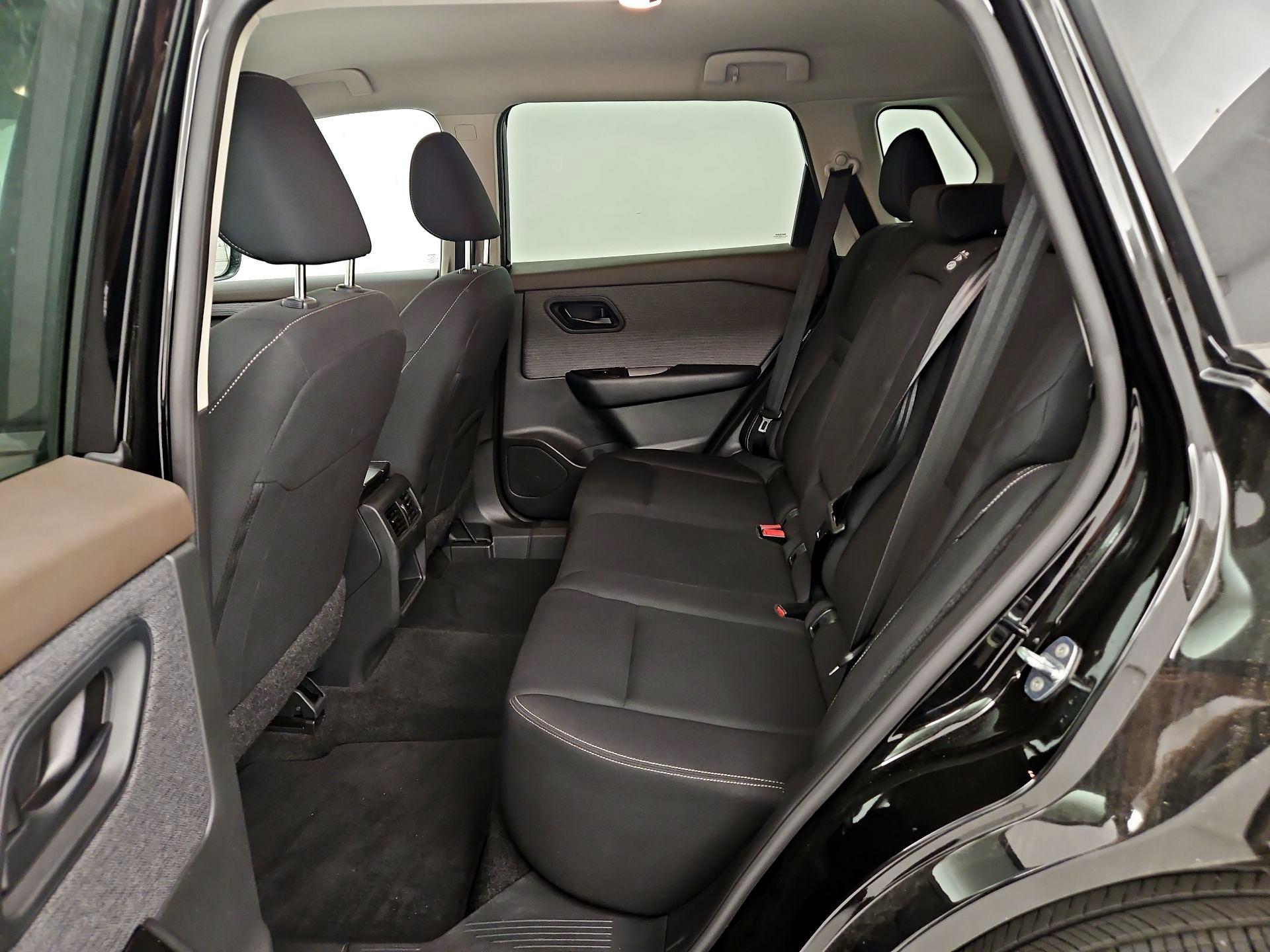 Thumbnail: 2023 Nissan Rogue - 19