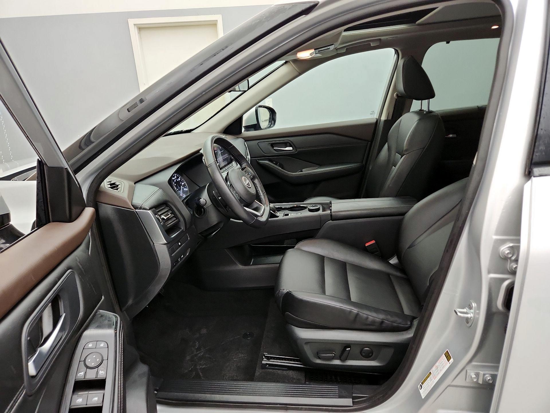 Thumbnail: 2023 Nissan Rogue - 11