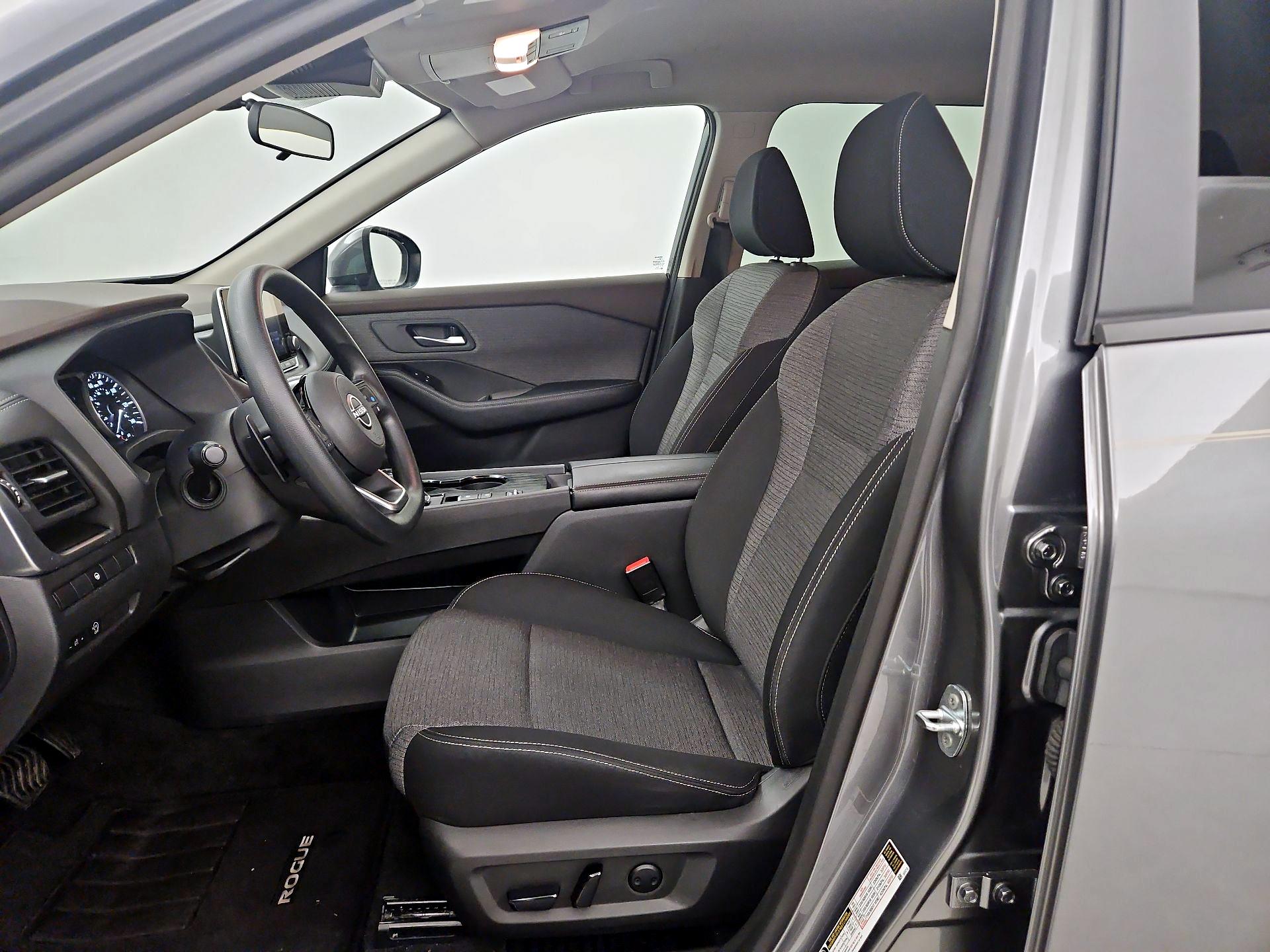 Thumbnail: 2023 Nissan Rogue - 11