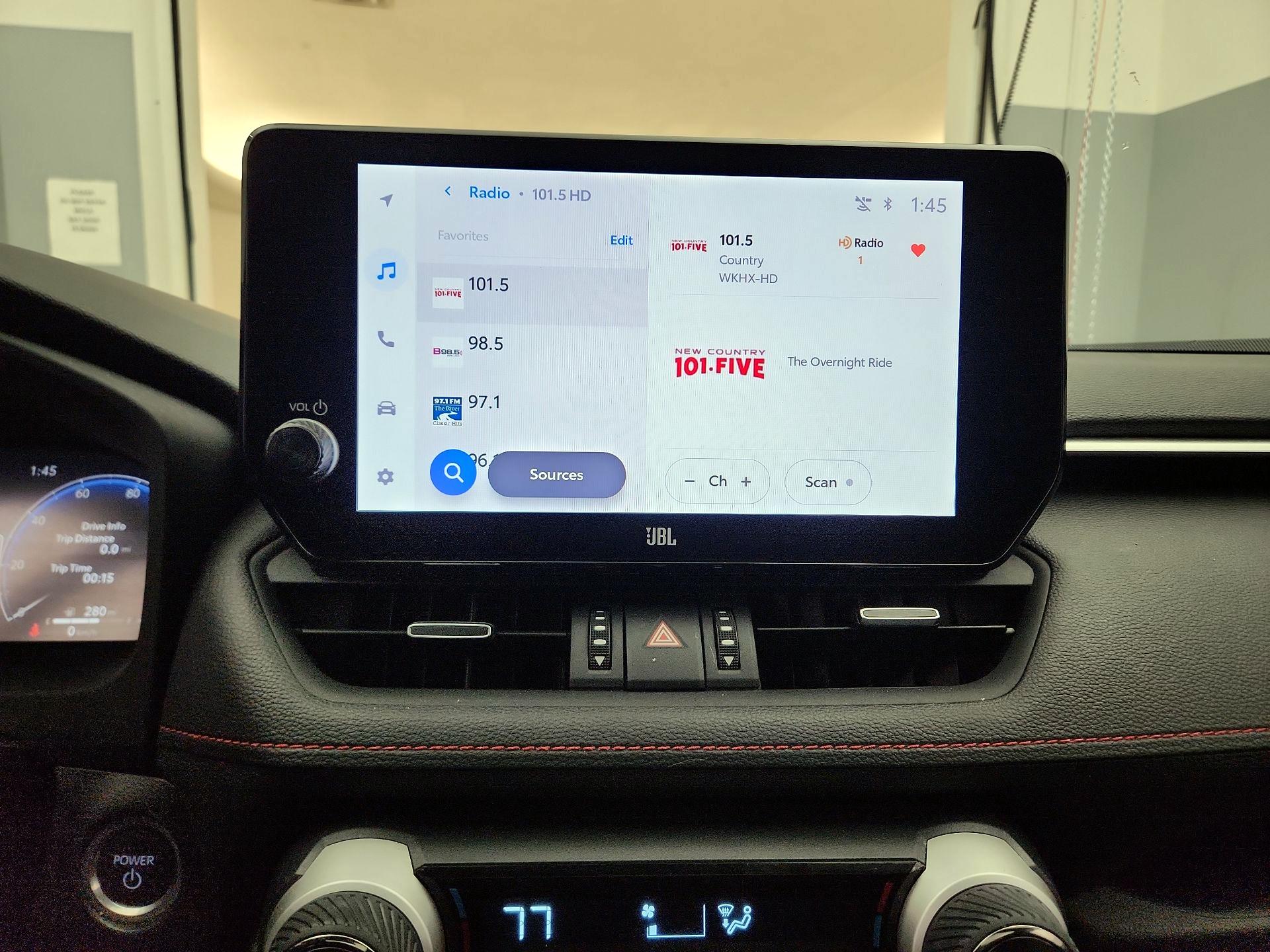 Thumbnail: 2023 Toyota RAV4 - 15