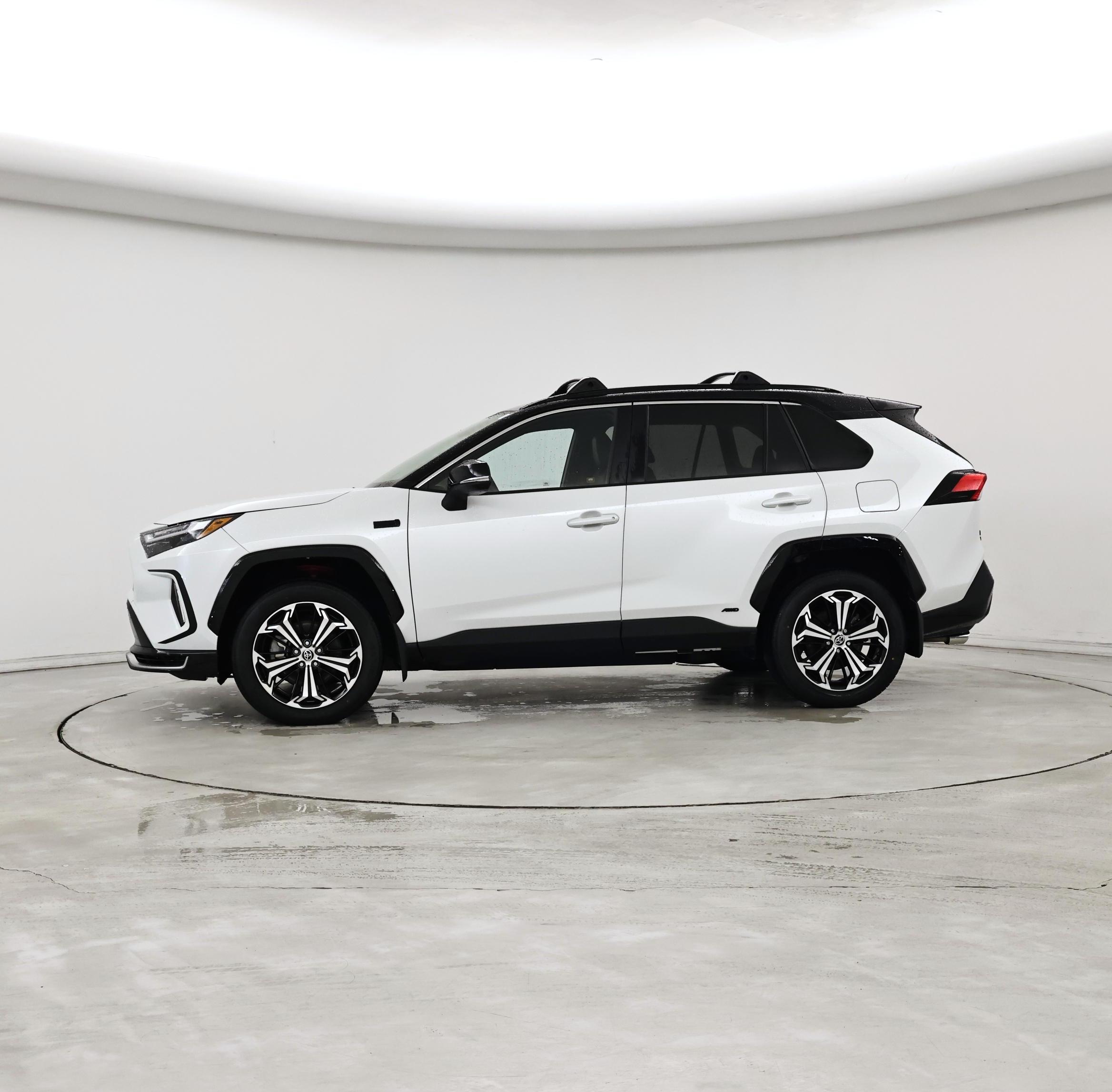 Thumbnail: 2023 Toyota RAV4 - 3