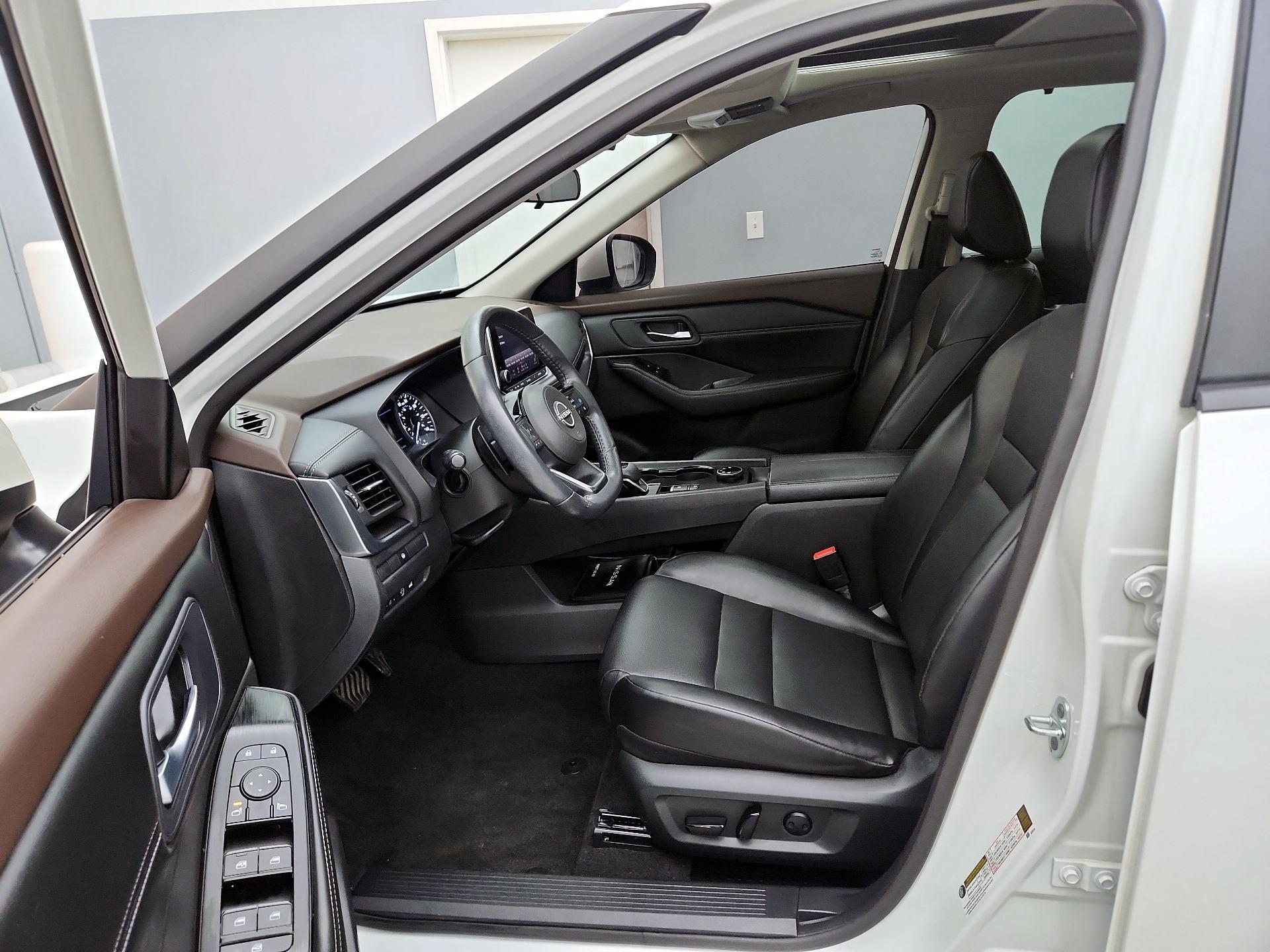 Thumbnail: 2023 Nissan Rogue - 11