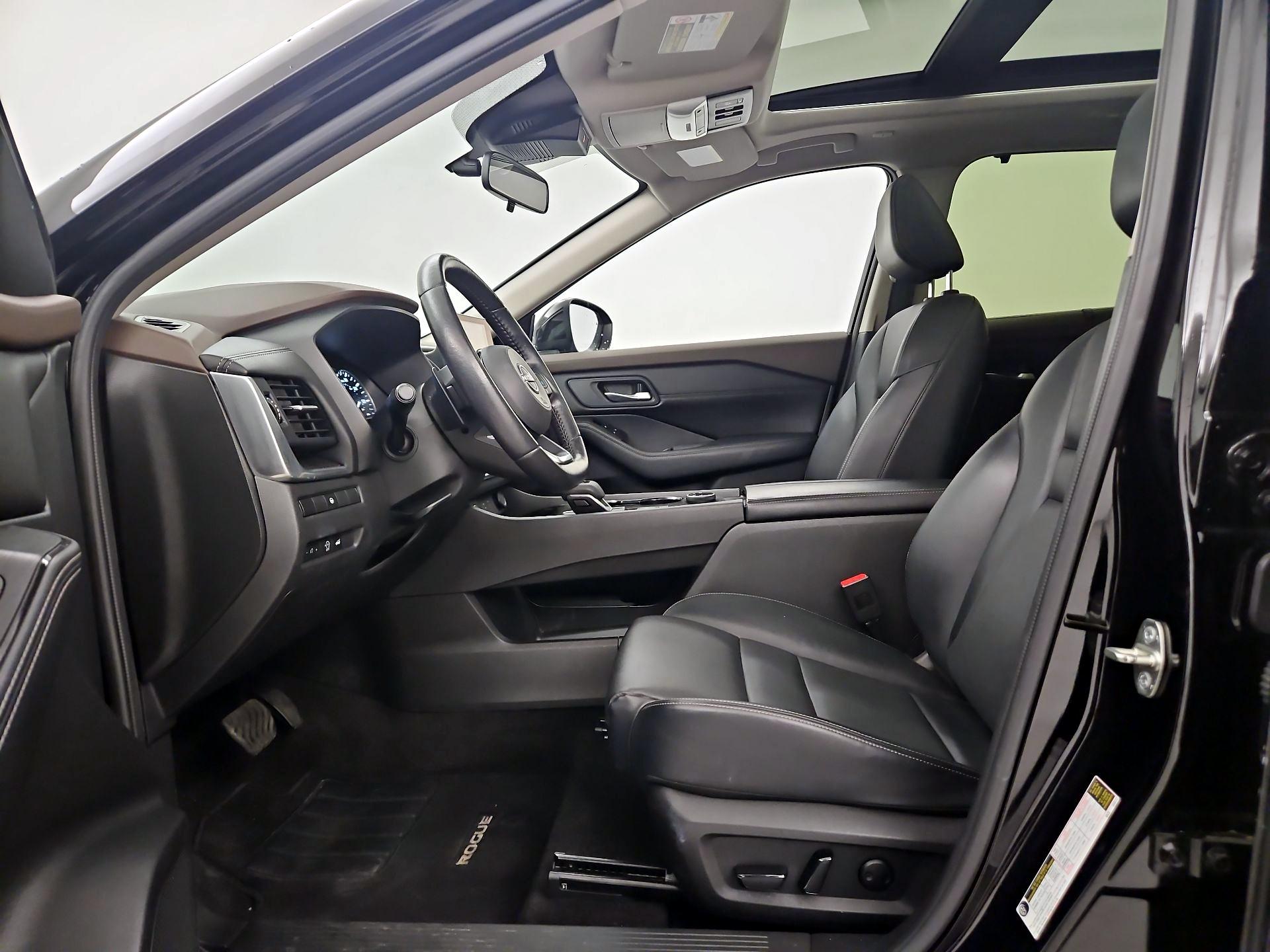 Thumbnail: 2023 Nissan Rogue - 11