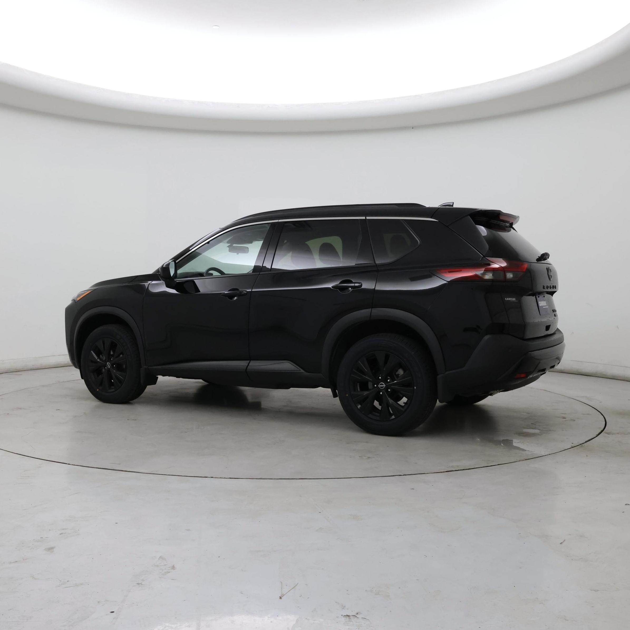 Thumbnail: 2023 Nissan Rogue - 3