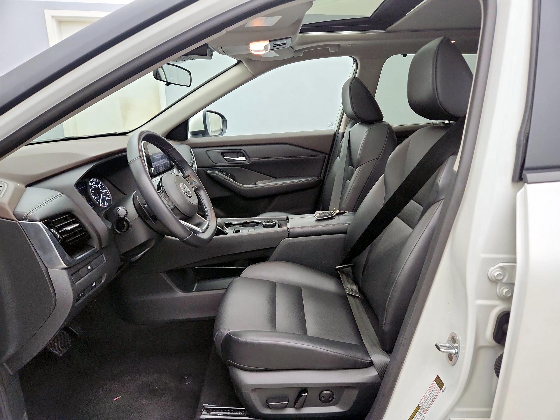 Thumbnail: 2023 Nissan Rogue - 11