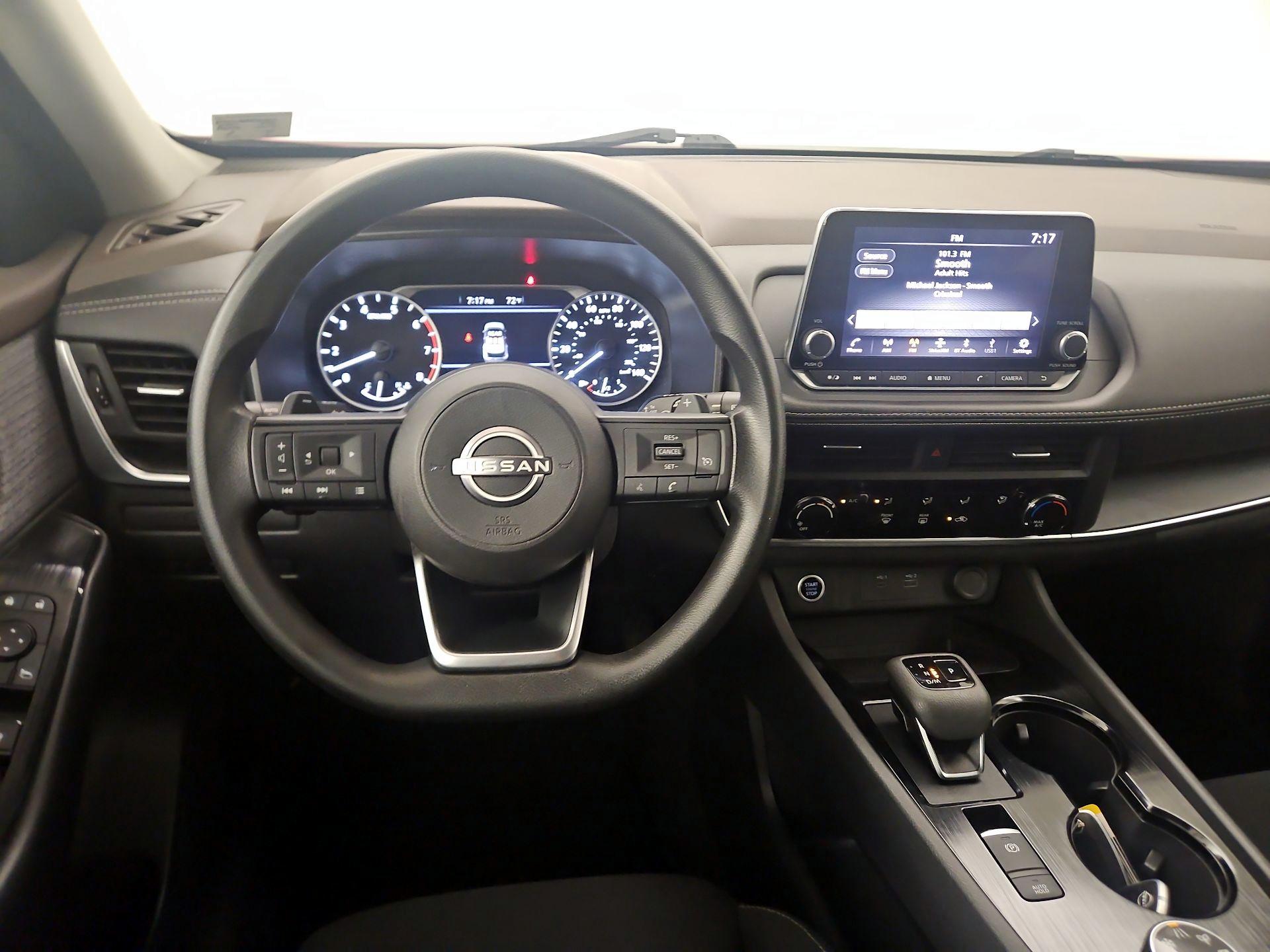 Thumbnail: 2023 Nissan Rogue - 10