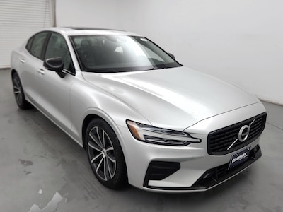 2022 Volvo S60 B5 Momentum