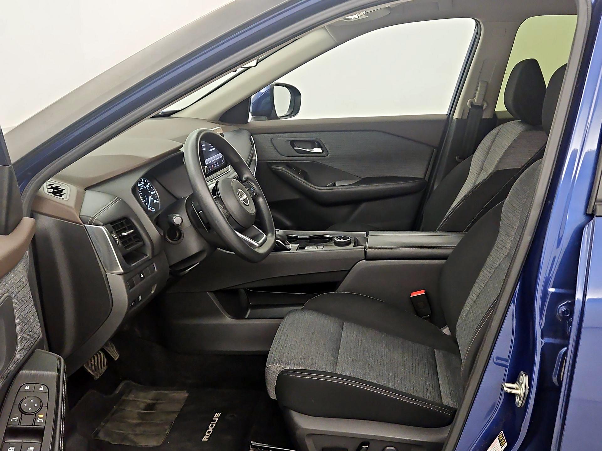 Thumbnail: 2023 Nissan Rogue - 11