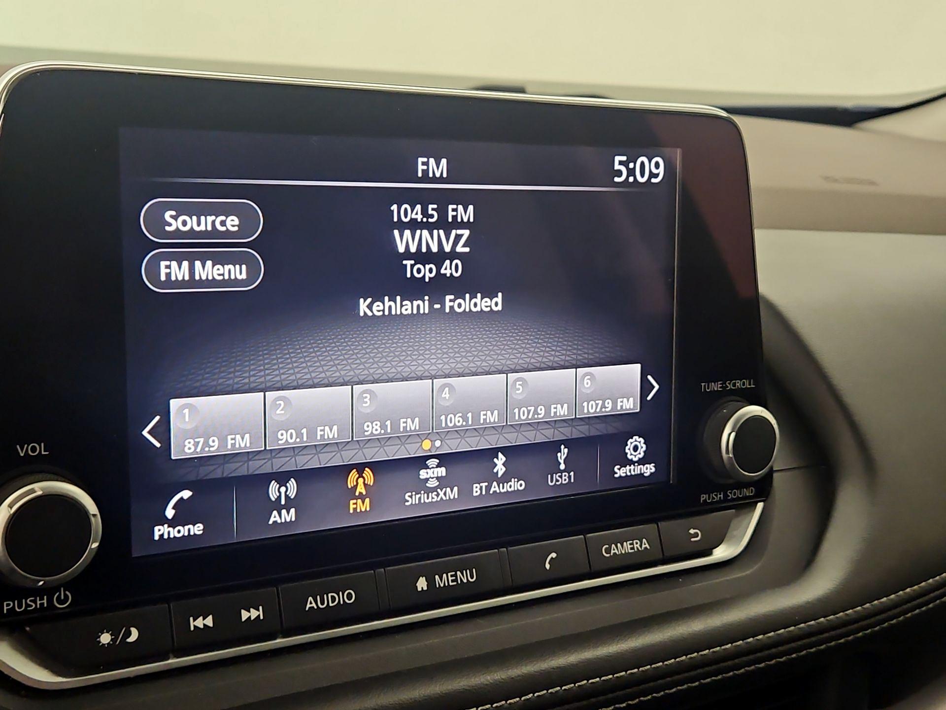 Thumbnail: 2023 Nissan Rogue - 15