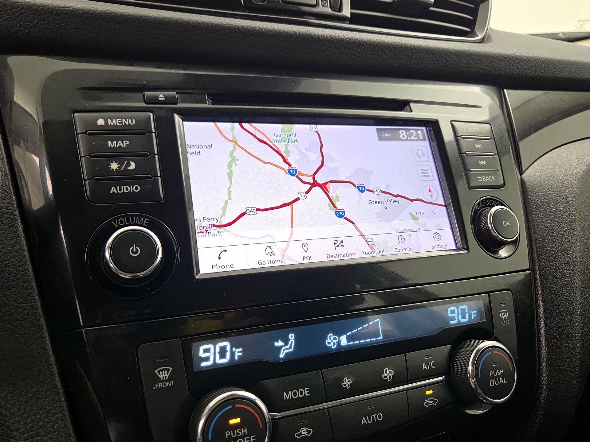 Thumbnail: 2022 Nissan Rogue Sport - 12