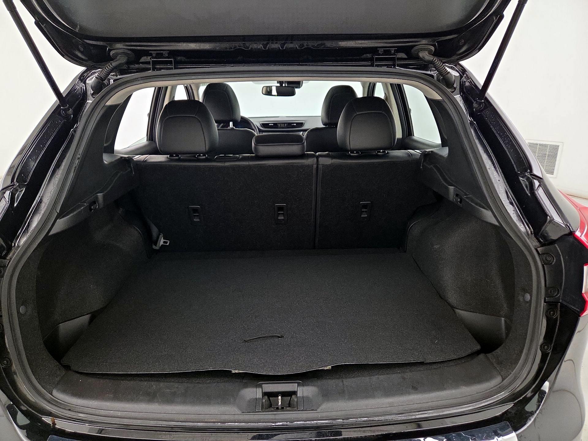 Thumbnail: 2022 Nissan Rogue Sport - 20