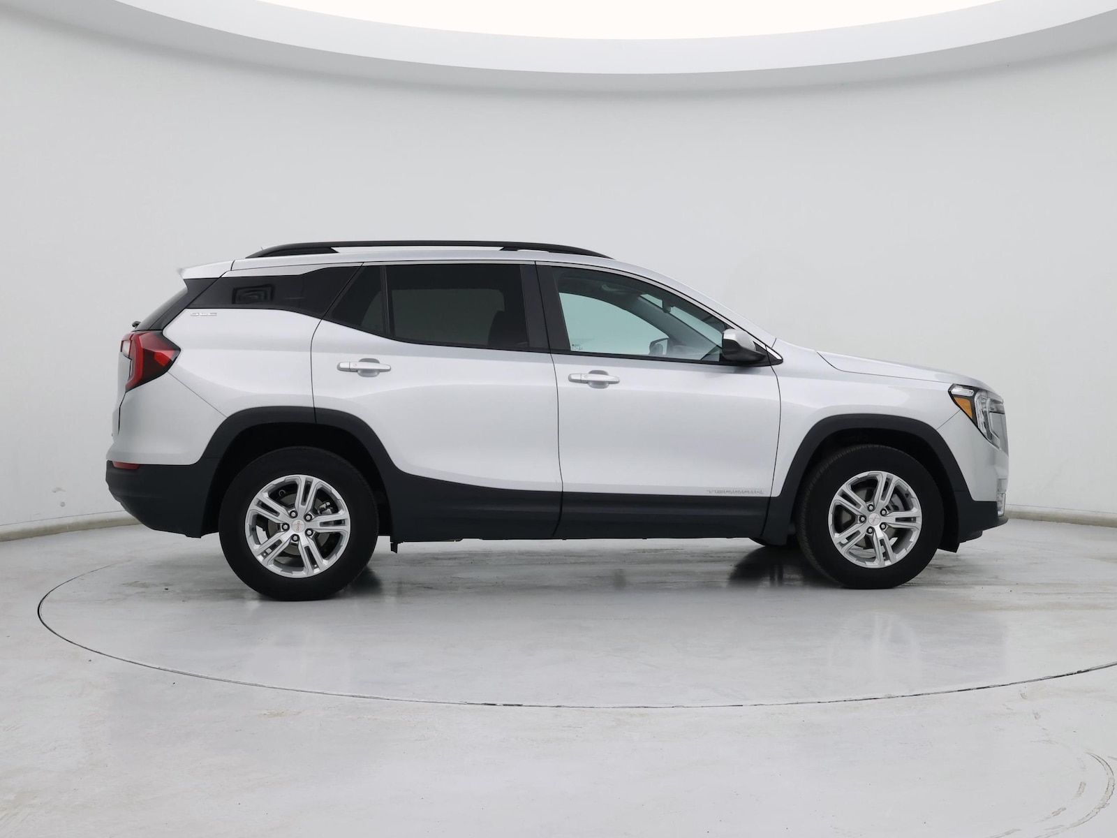 2022 GMC Terrain SLE - Photo 8