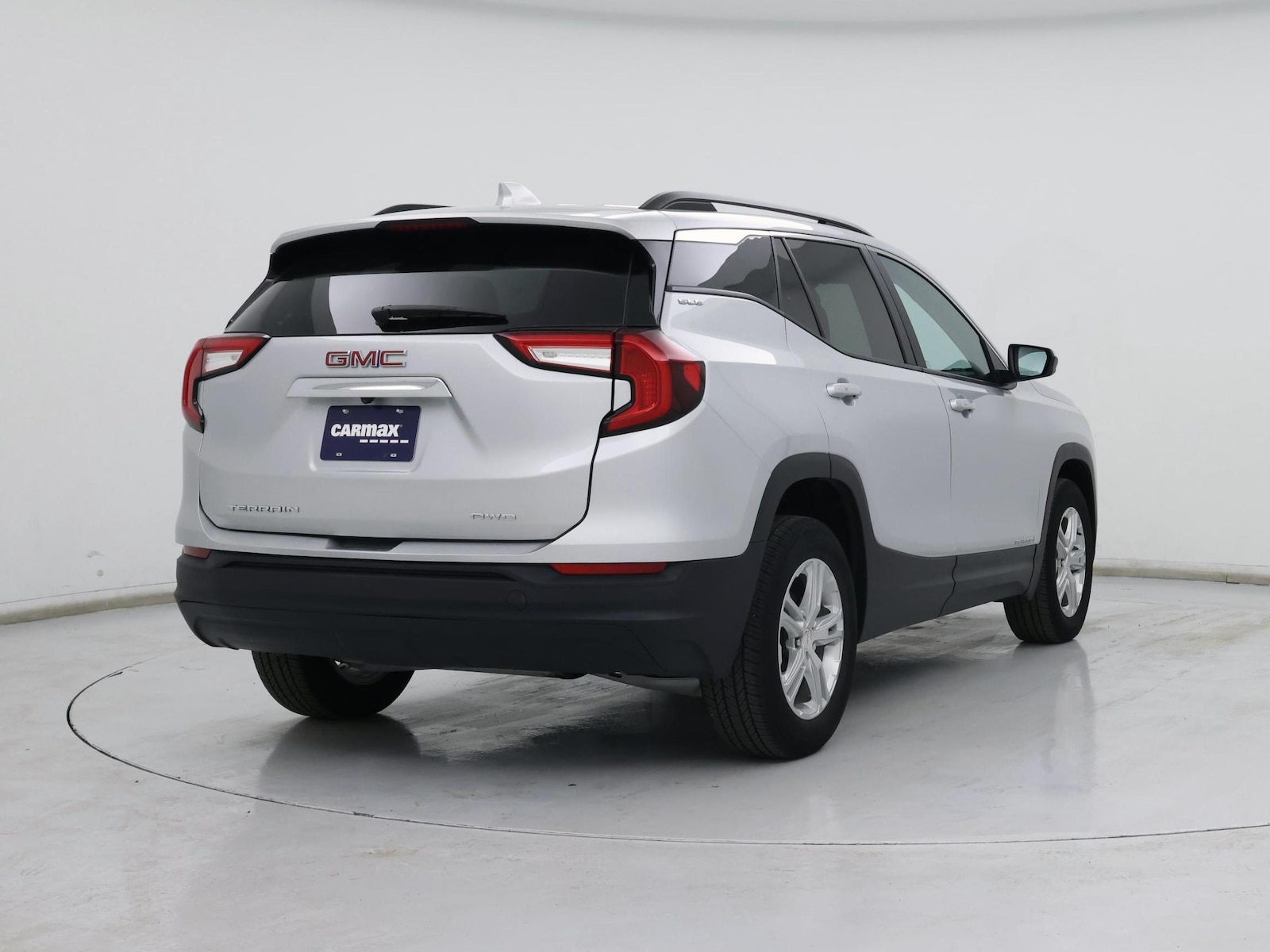 2022 GMC Terrain SLE - Photo 9