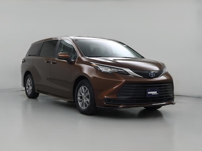 2022 Toyota Sienna Hybrid LE