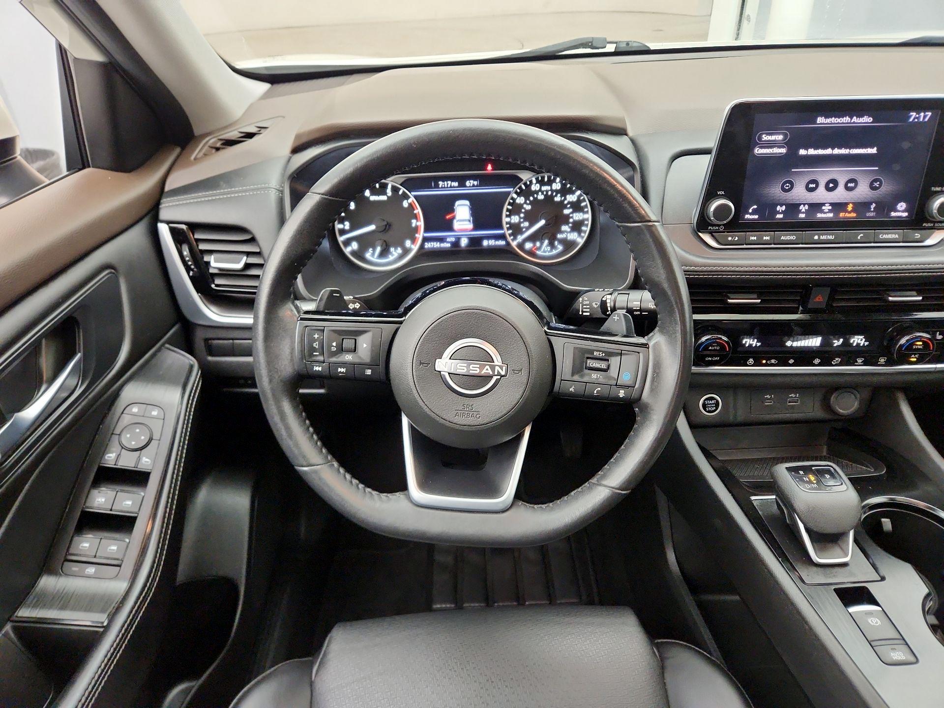 Thumbnail: 2022 Nissan Rogue - 10