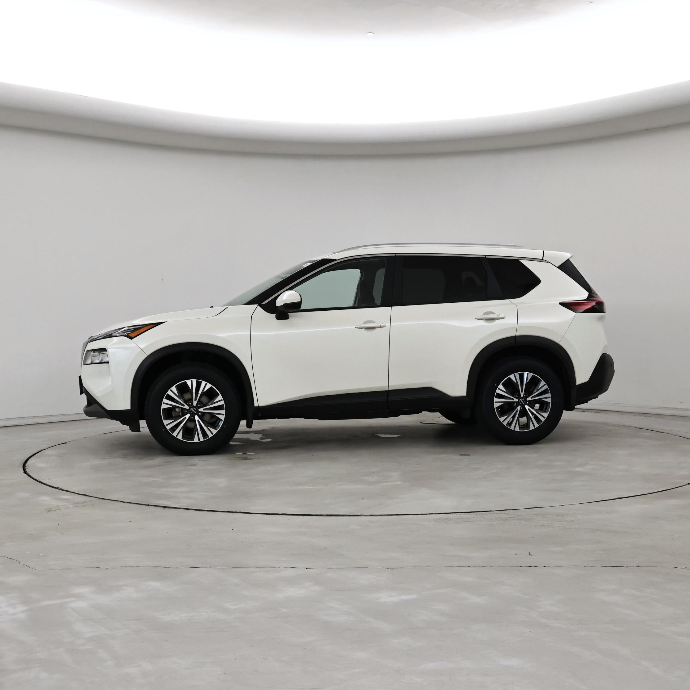 Thumbnail: 2022 Nissan Rogue - 3