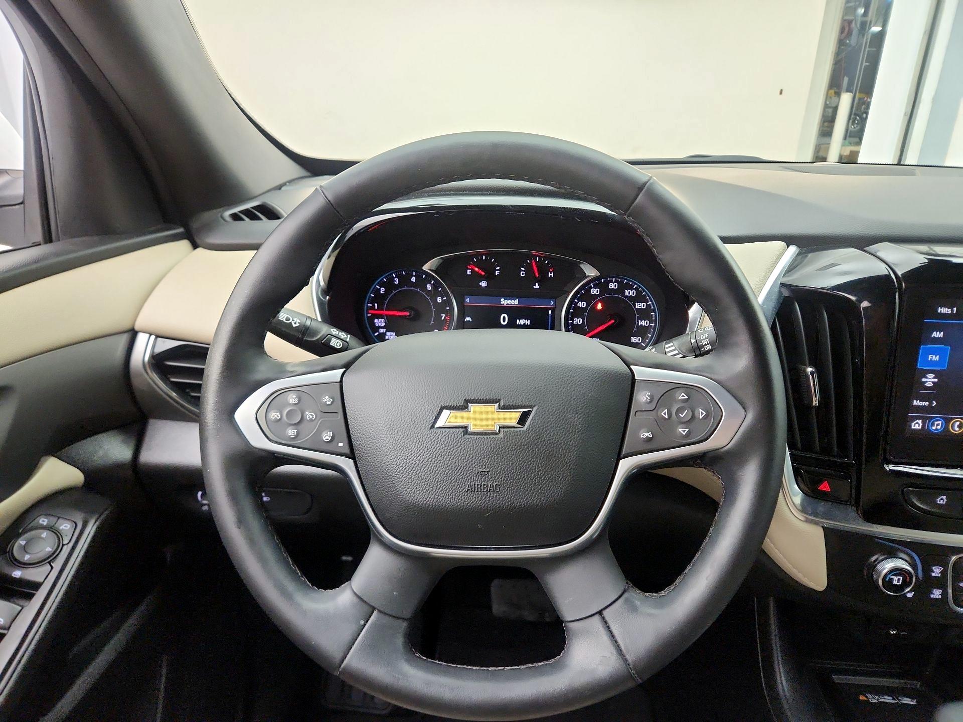 Thumbnail: 2023 Chevrolet Traverse - 10