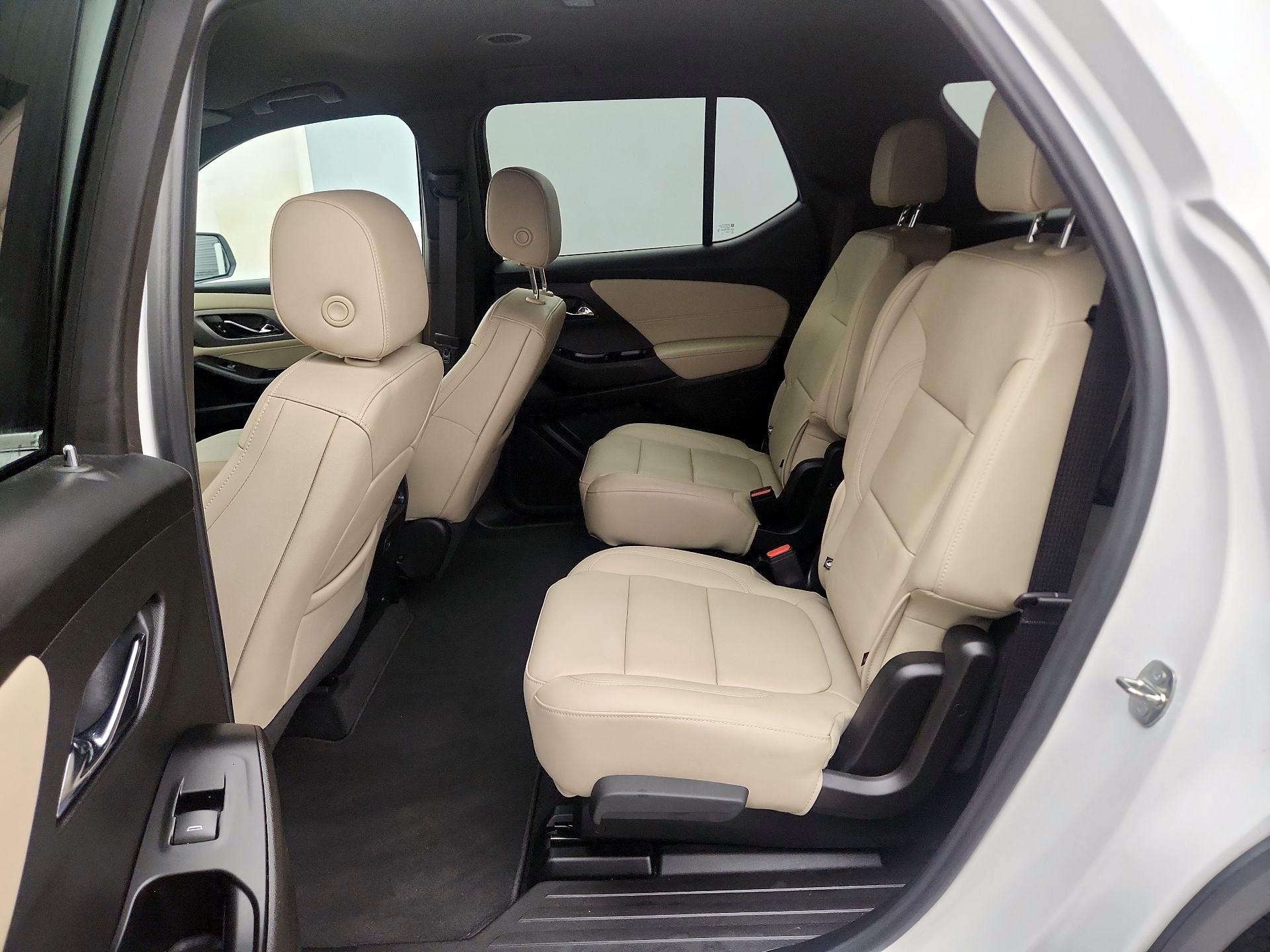 Thumbnail: 2023 Chevrolet Traverse - 19