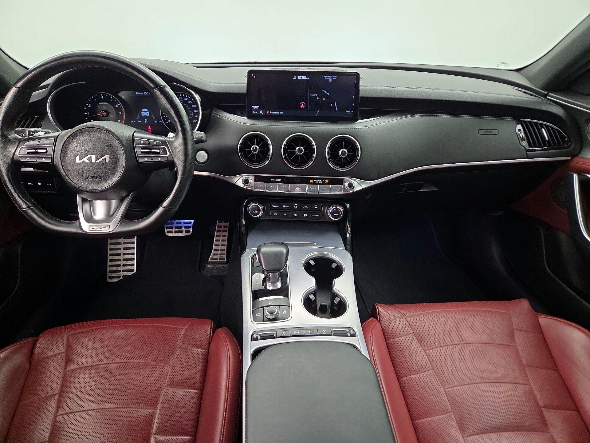 Thumbnail: 2022 Kia Stinger - 9