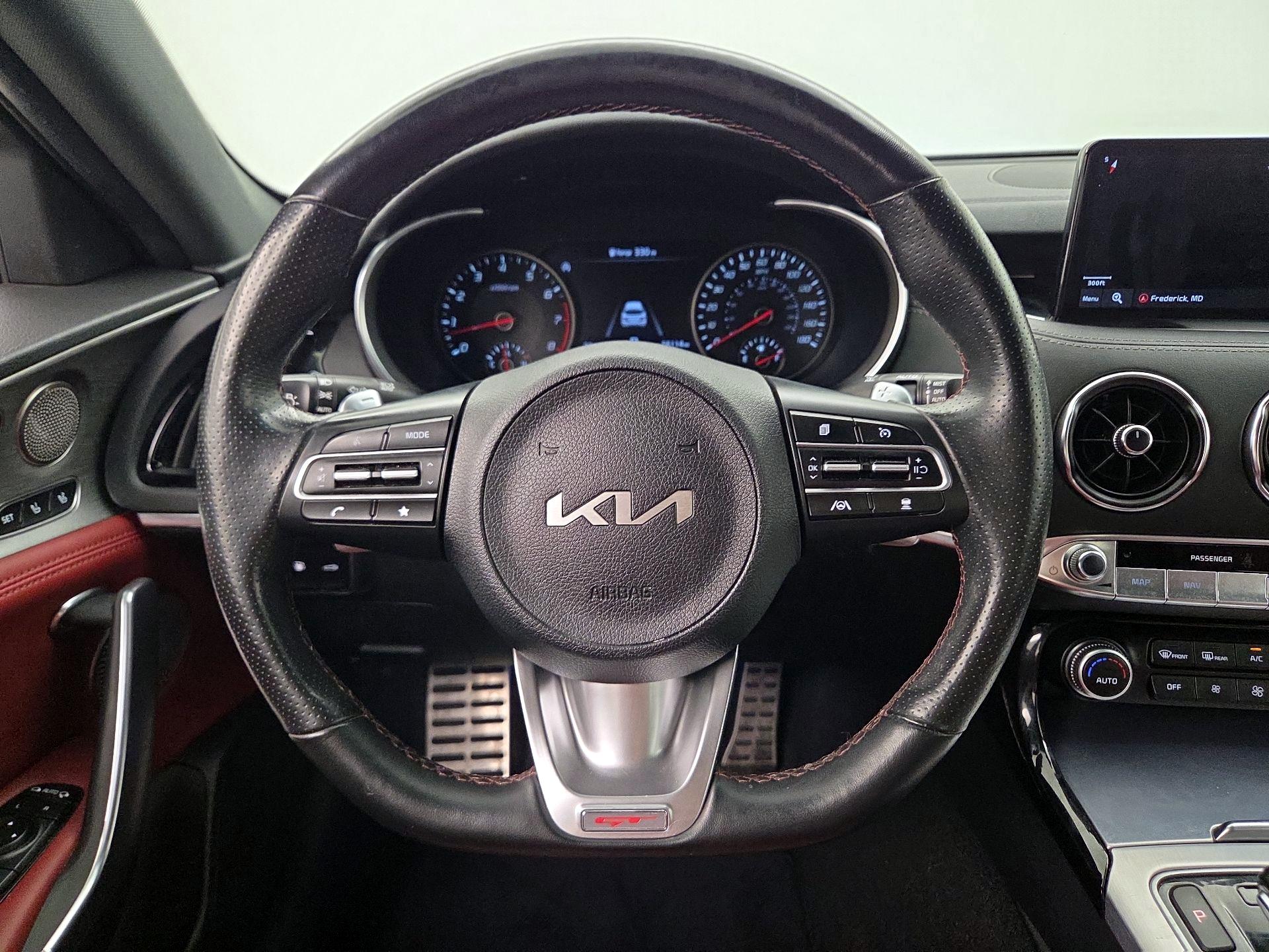 Thumbnail: 2022 Kia Stinger - 10