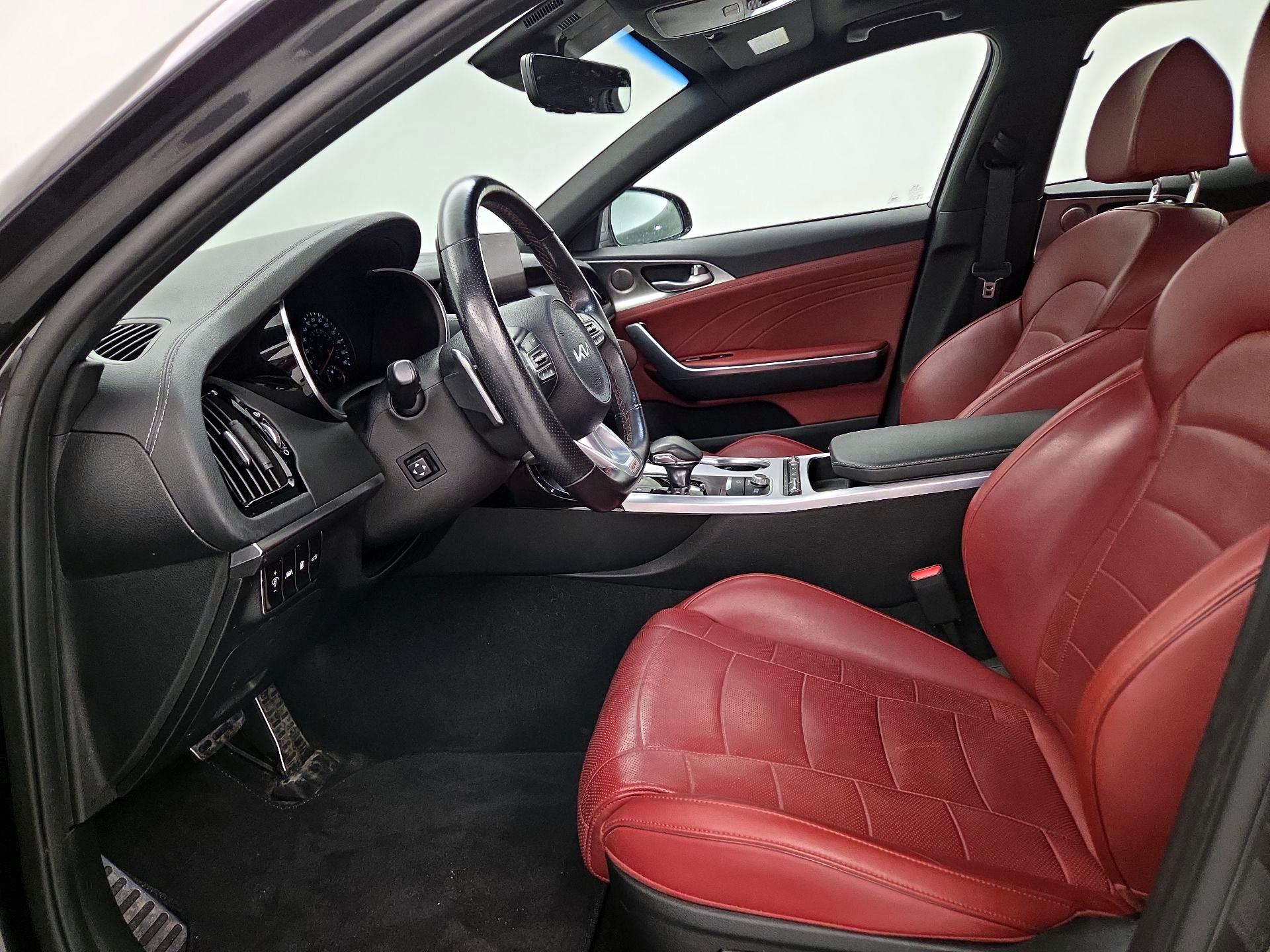 Thumbnail: 2022 Kia Stinger - 11