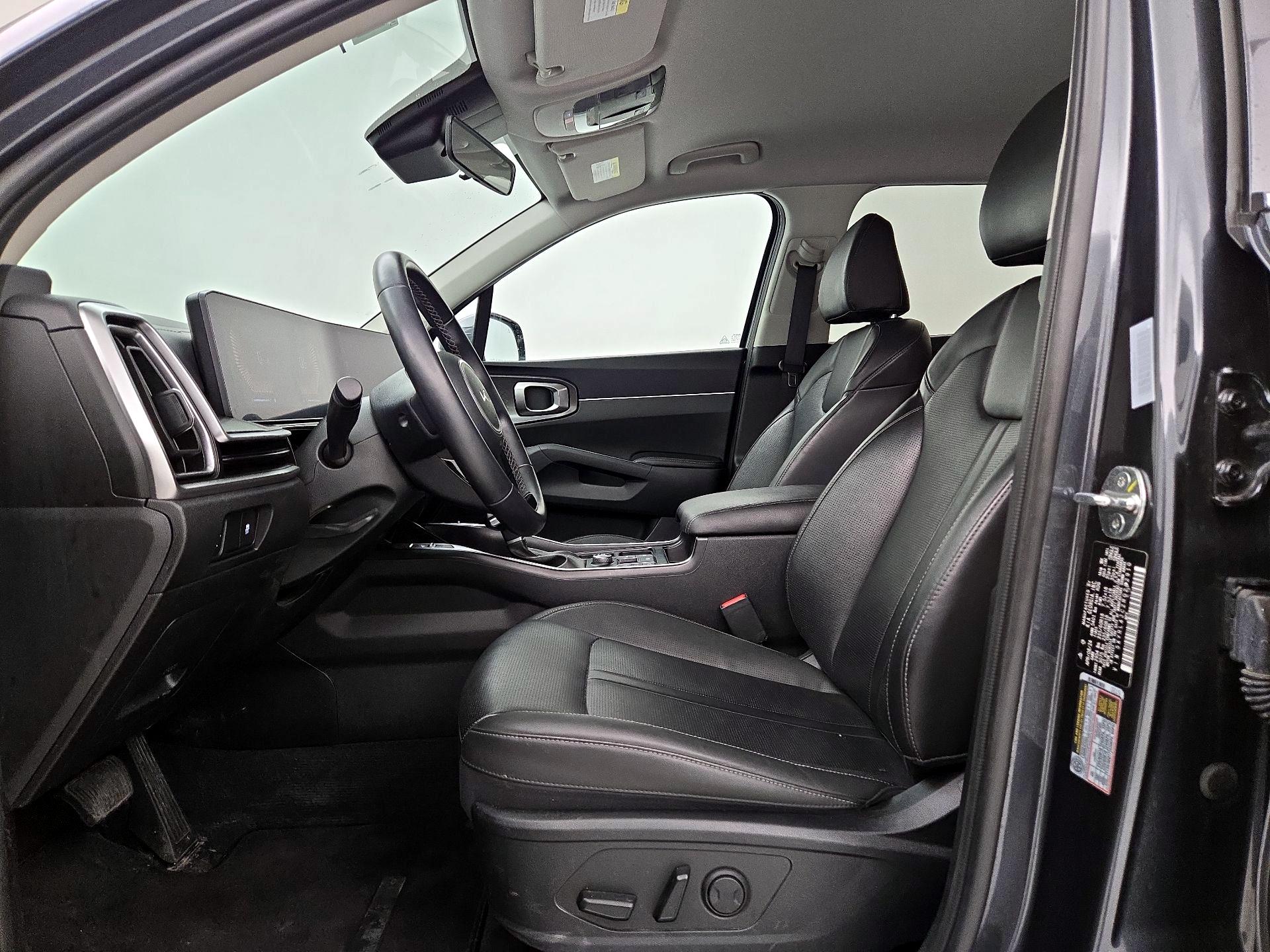 Thumbnail: 2024 Kia Sorento - 11