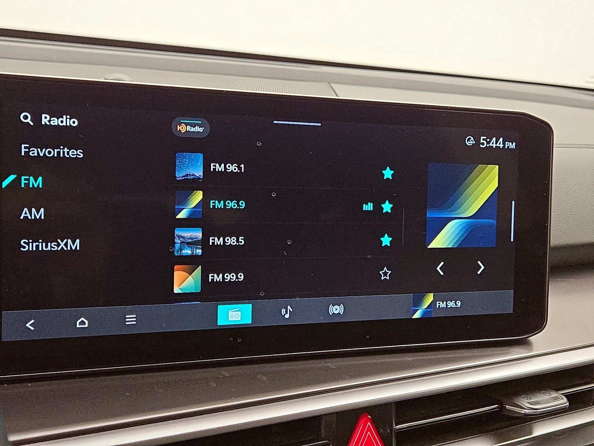 Thumbnail: 2024 Kia Sorento - 15