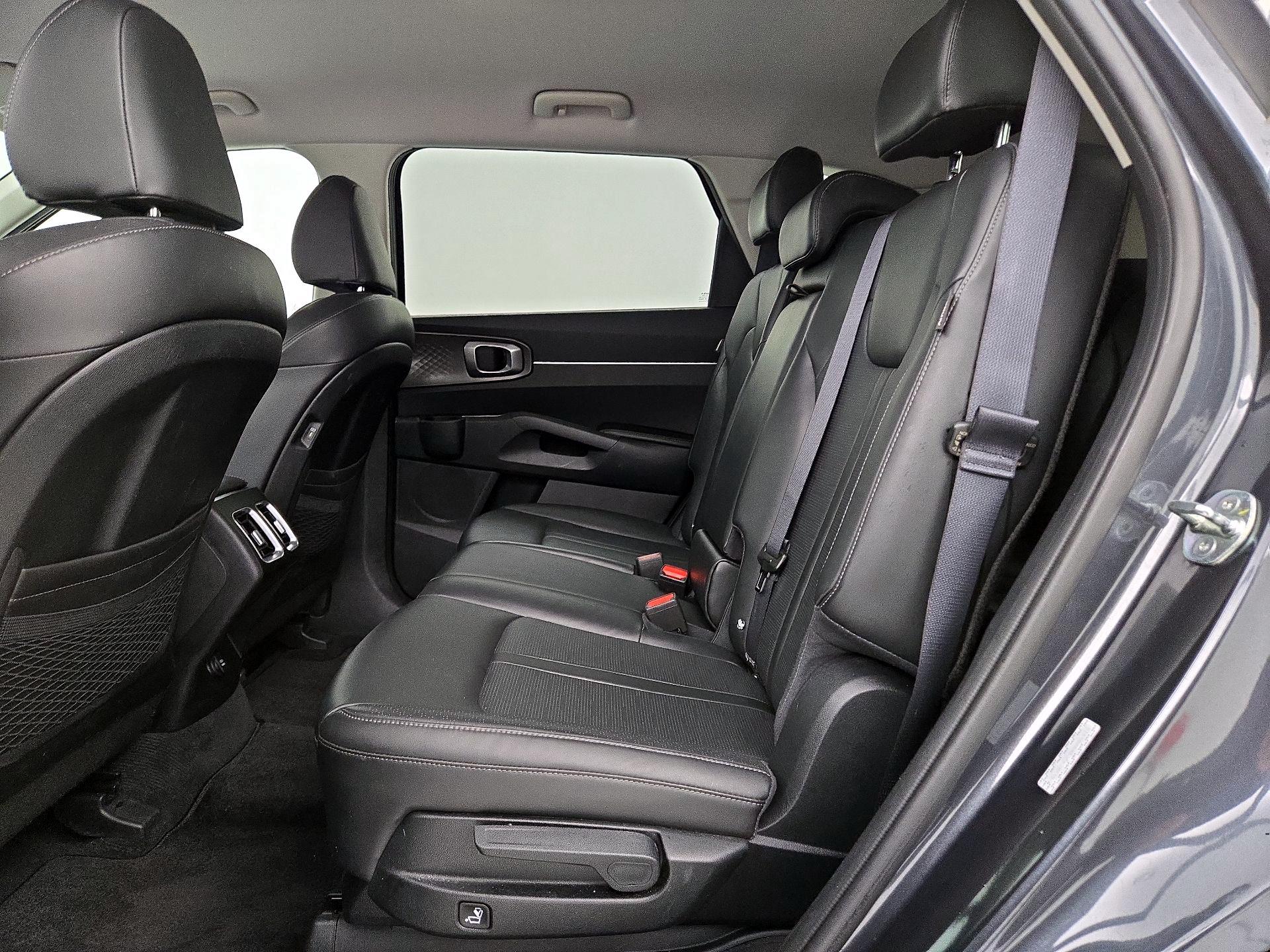 Thumbnail: 2024 Kia Sorento - 19