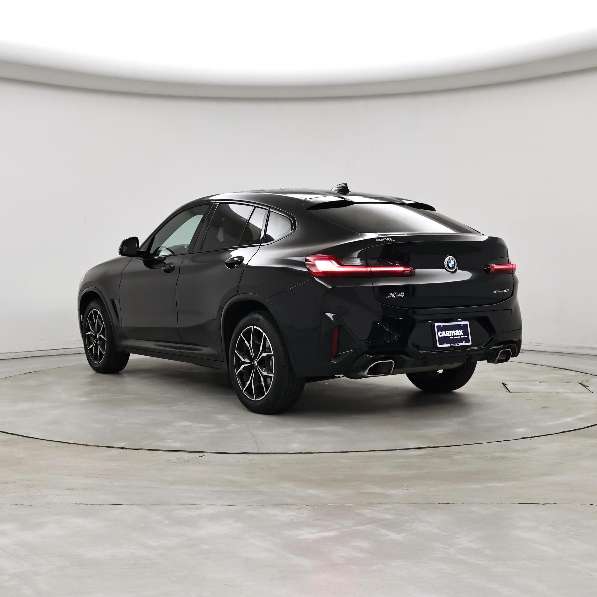 Thumbnail: 2023 BMW X4 - 2